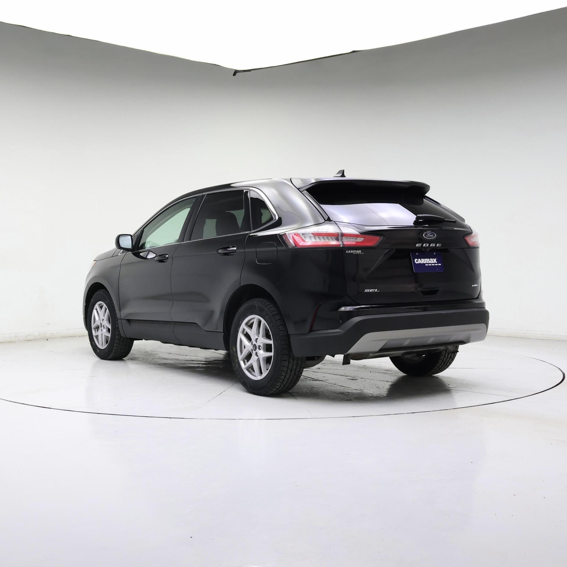 Thumbnail: 2023 Ford Edge - 2