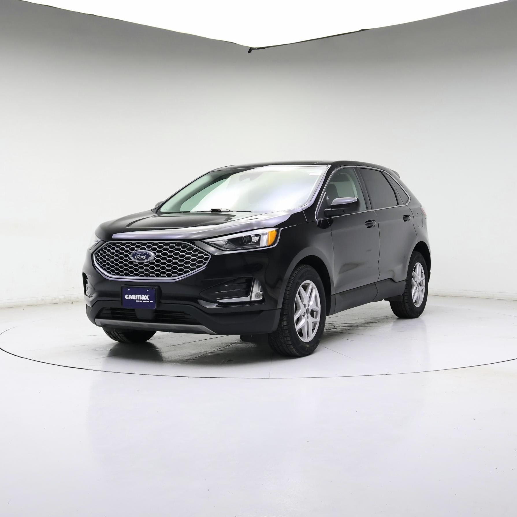 Thumbnail: 2023 Ford Edge - 4