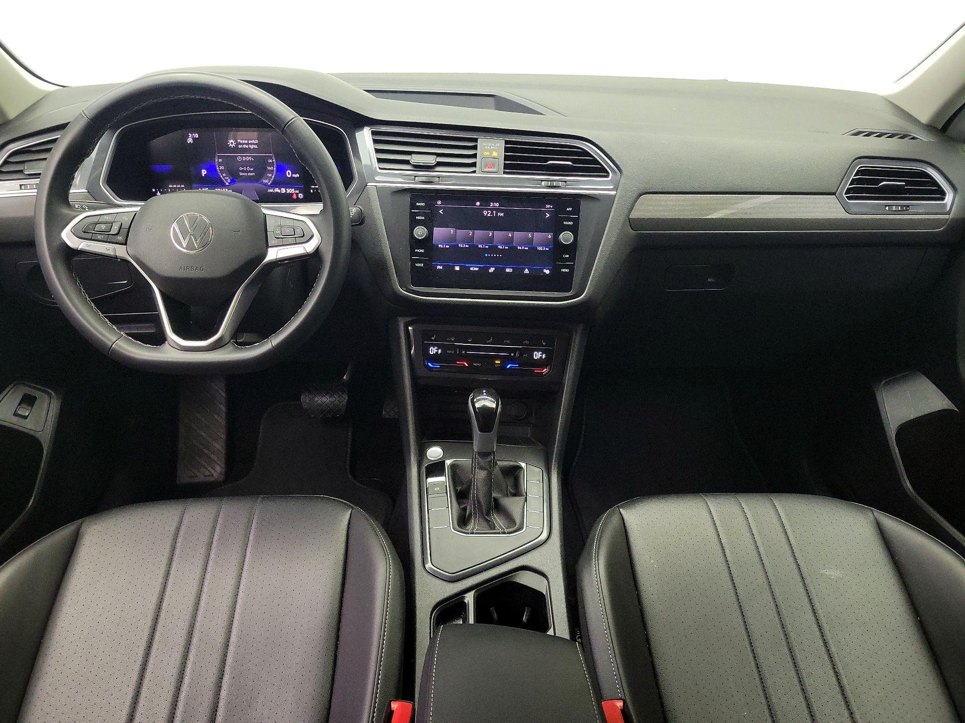 Thumbnail: 2024 Volkswagen Tiguan - 9