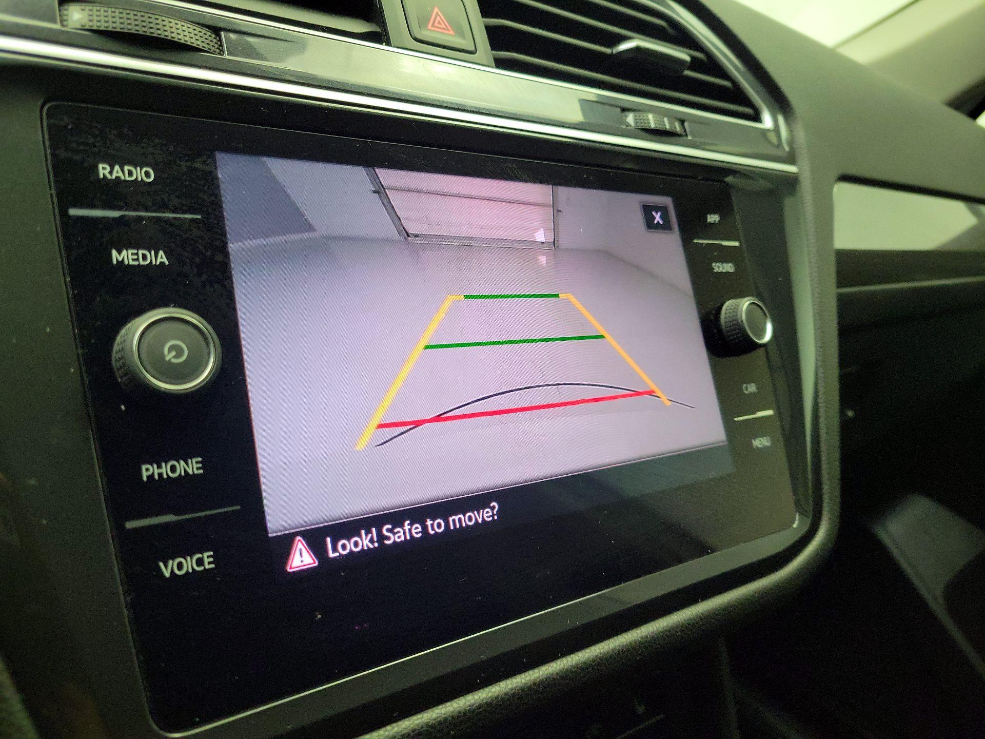 Thumbnail: 2024 Volkswagen Tiguan - 14