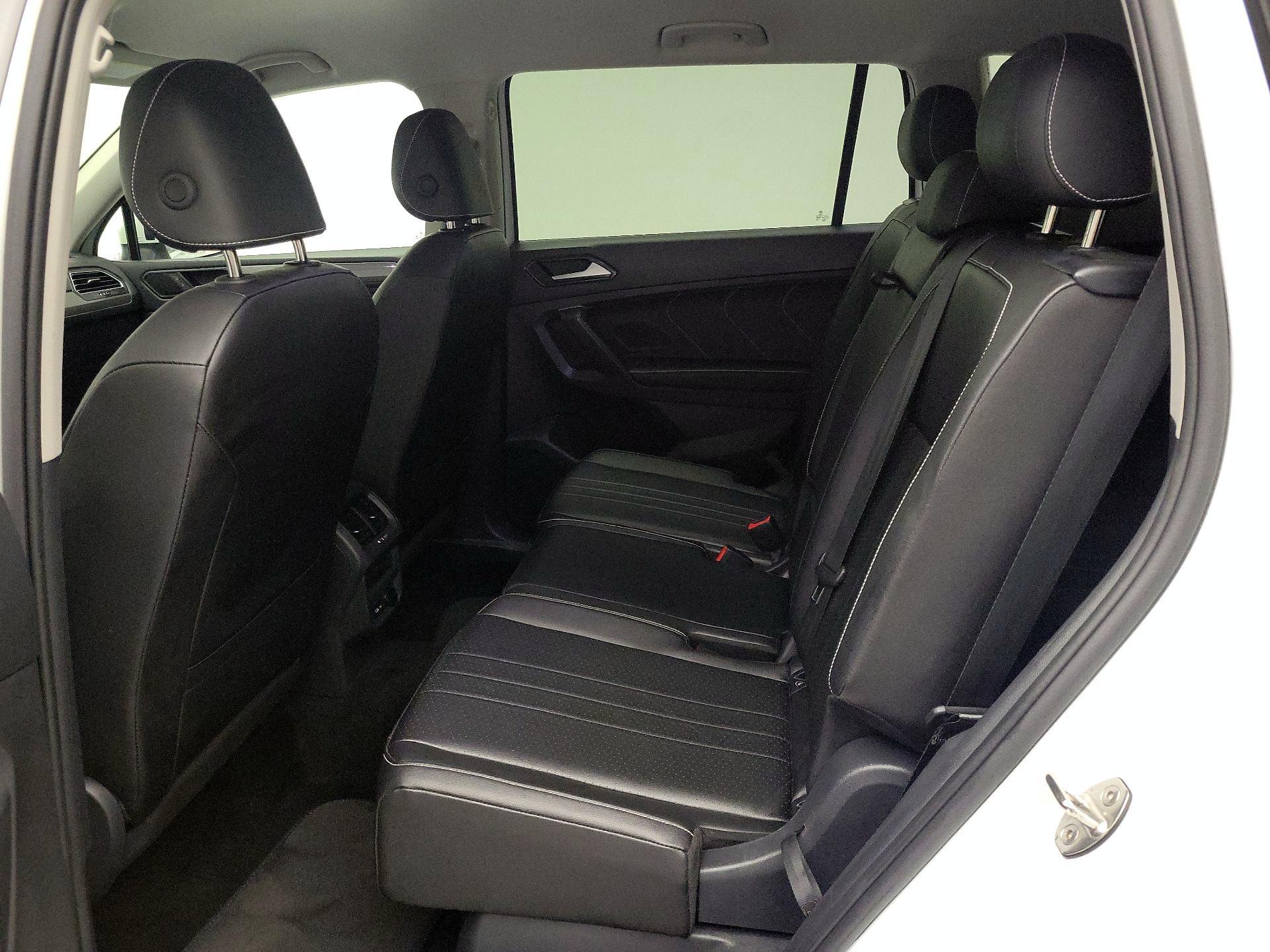 Thumbnail: 2024 Volkswagen Tiguan - 19