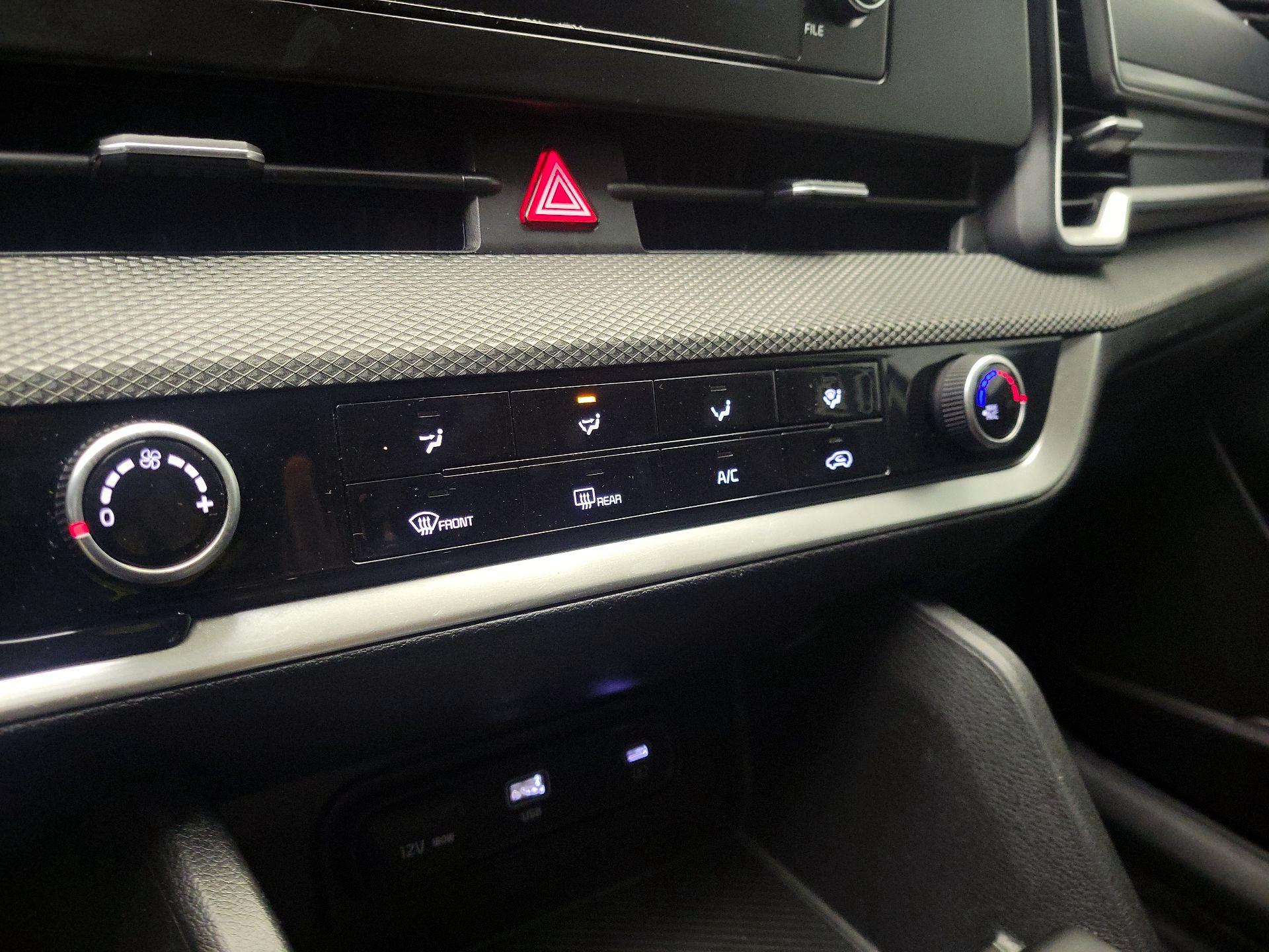 Thumbnail: 2024 Kia Sportage - 15