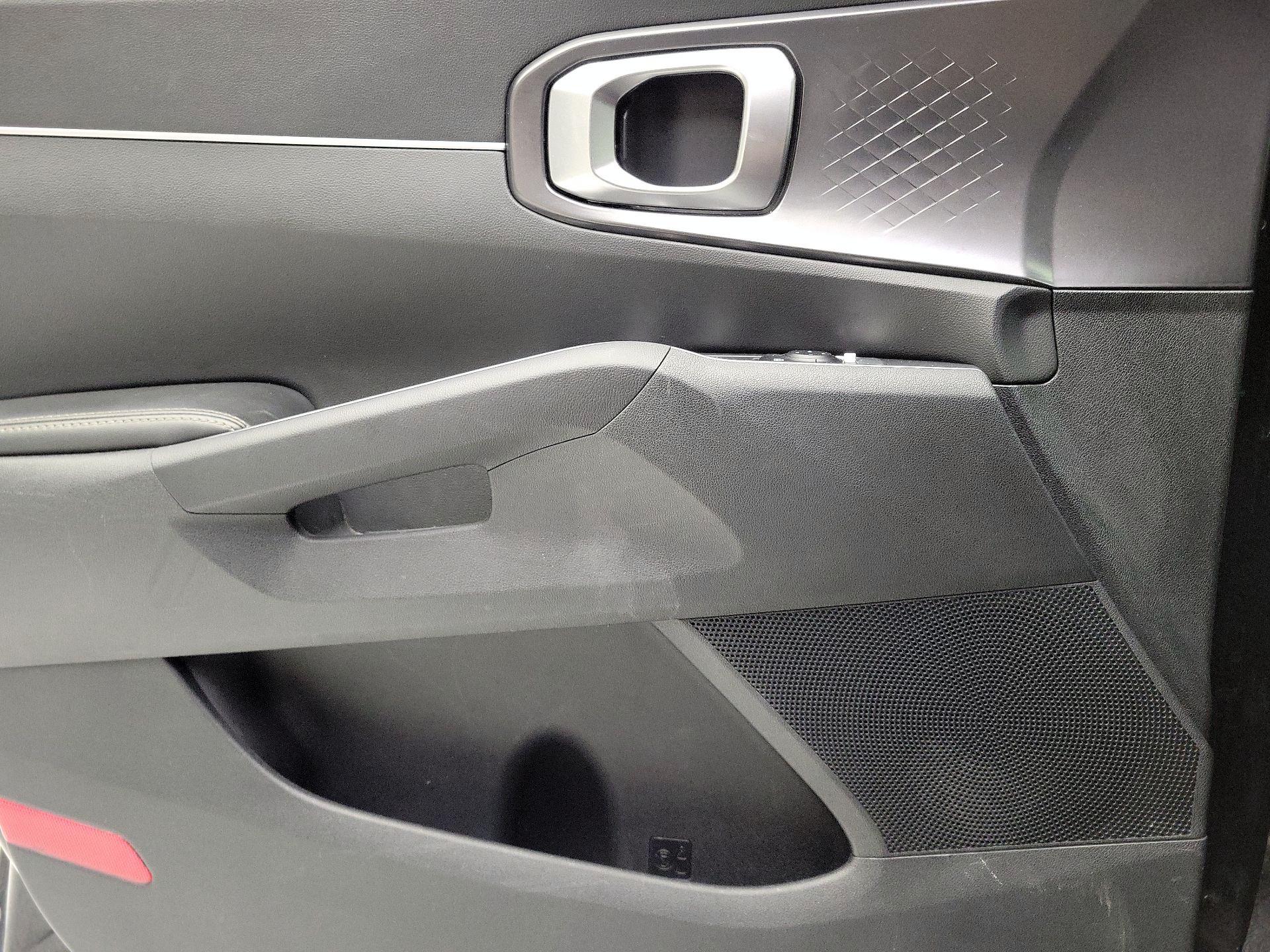 Thumbnail: 2024 Kia Sorento - 12