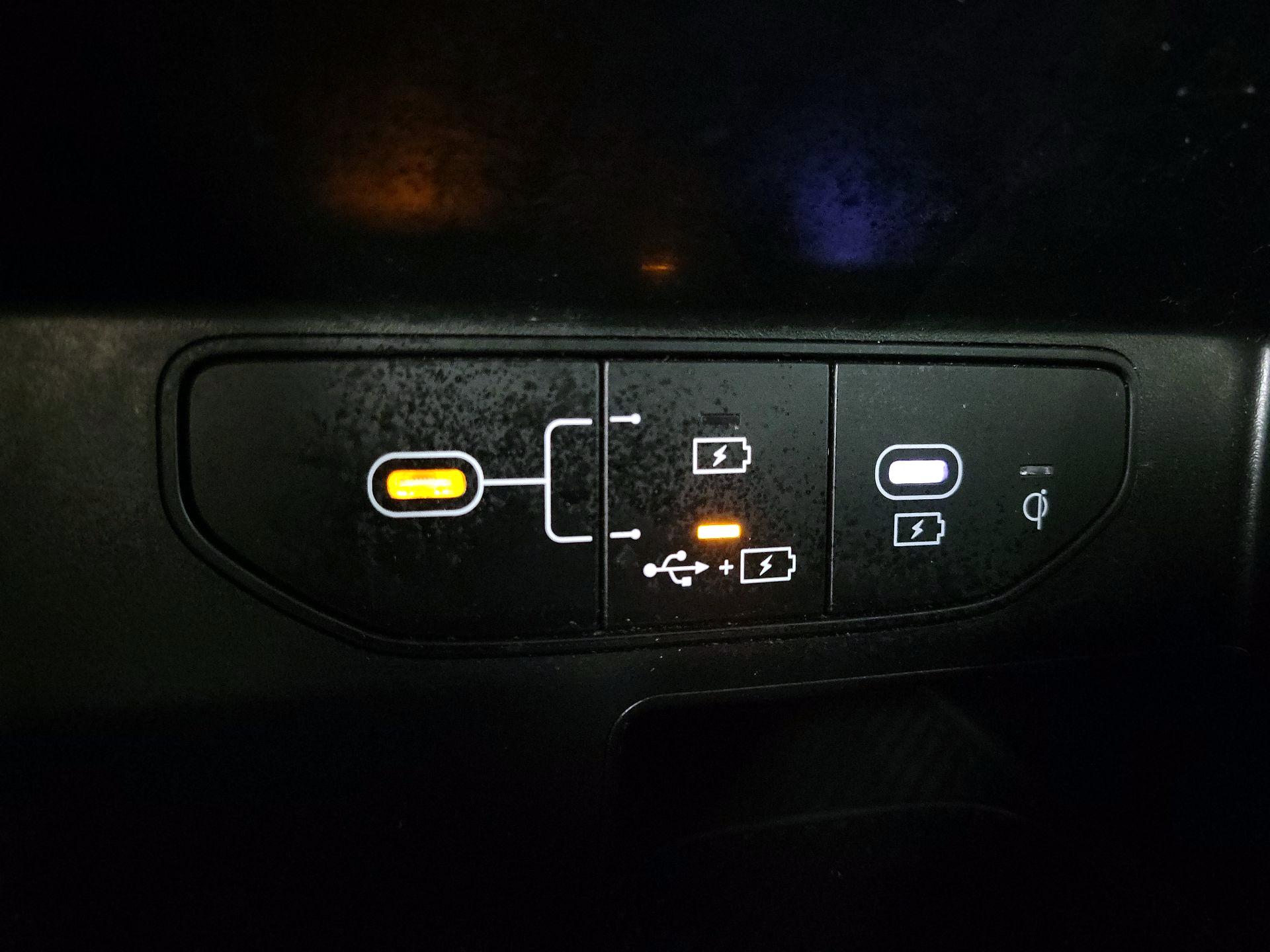 Thumbnail: 2024 Kia Sorento - 17