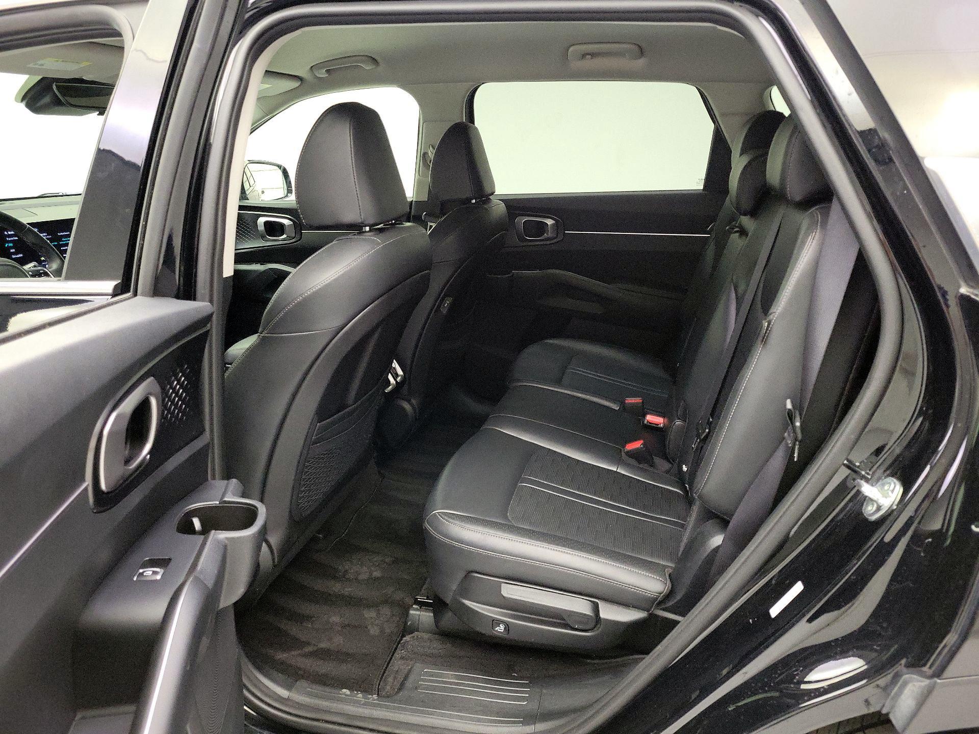 Thumbnail: 2024 Kia Sorento - 18