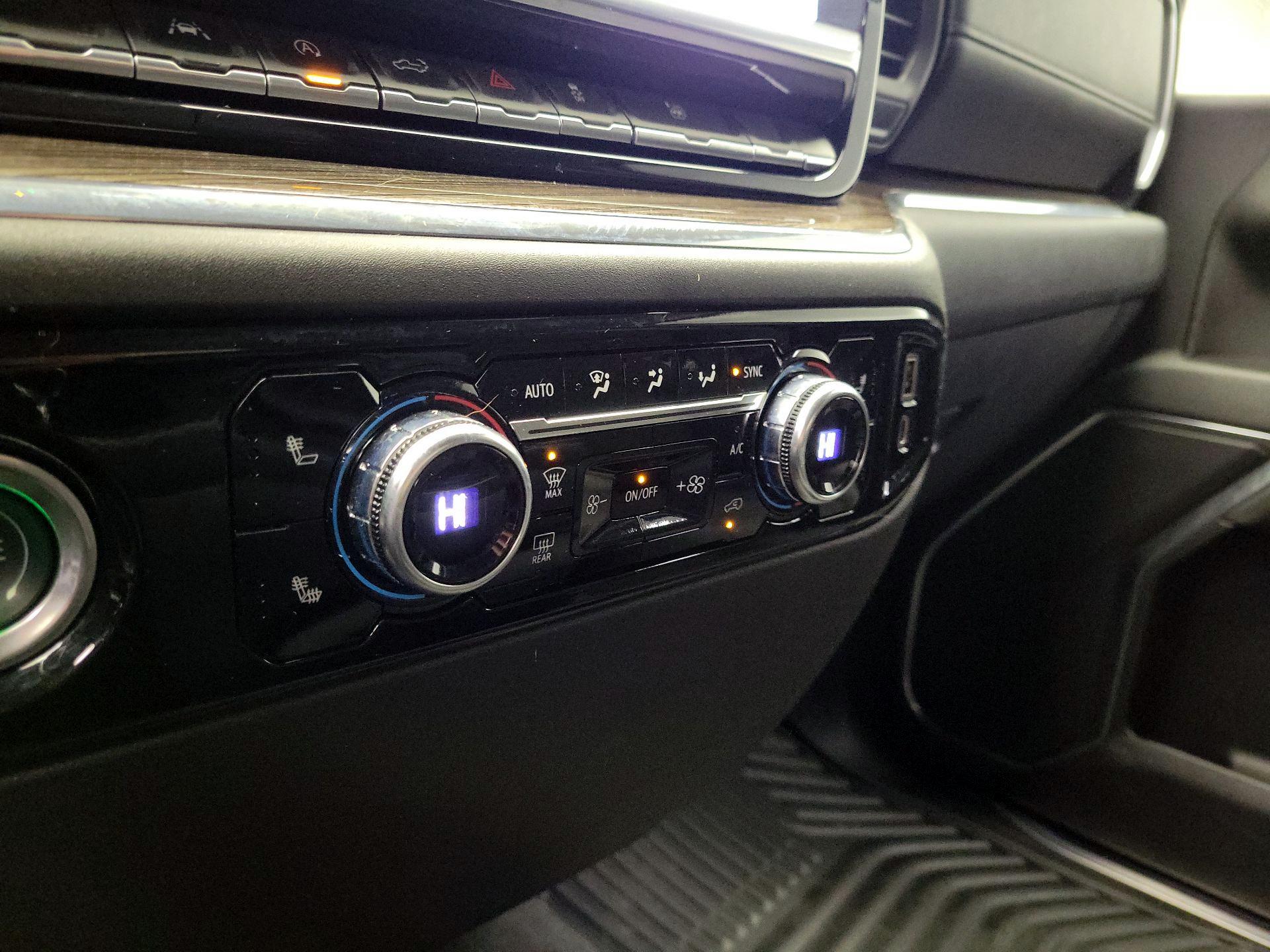 Thumbnail: 2022 GMC Sierra 1500 - 16