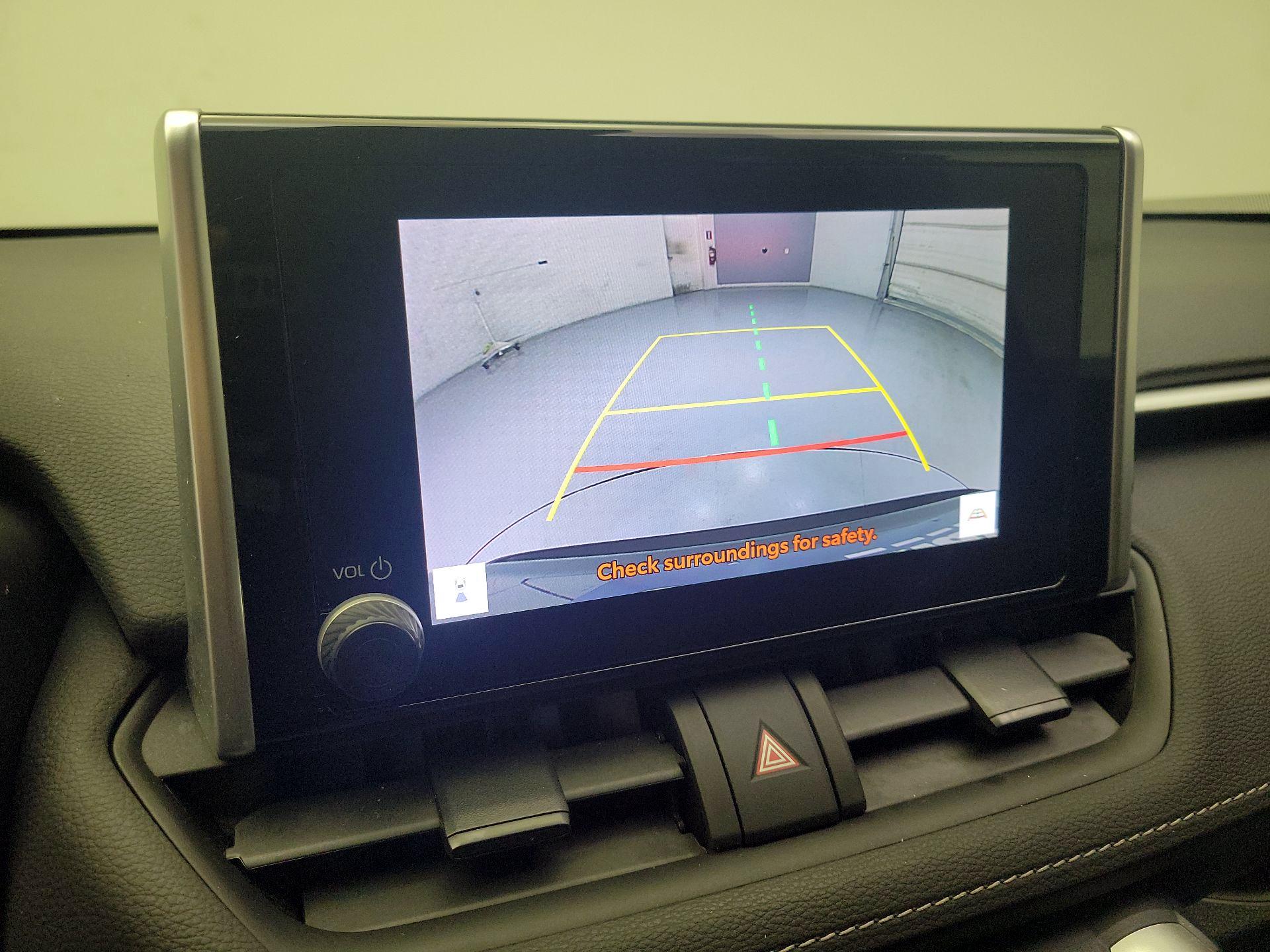 Thumbnail: 2023 Toyota RAV4 - 14