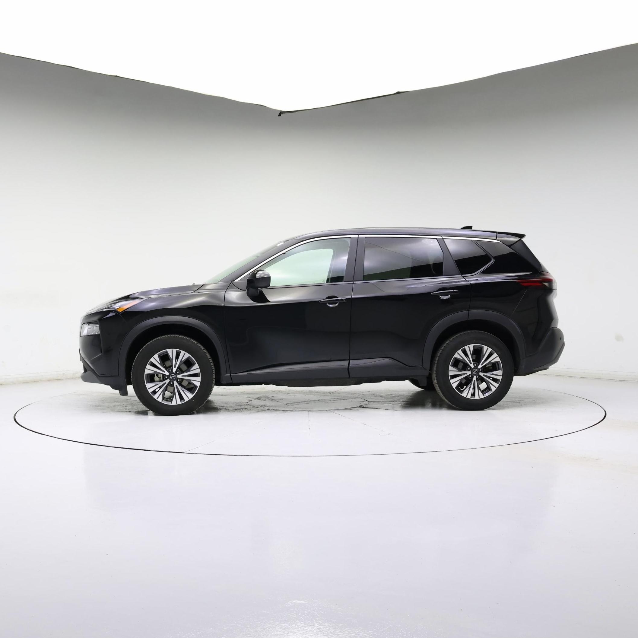 Thumbnail: 2023 Nissan Rogue - 3