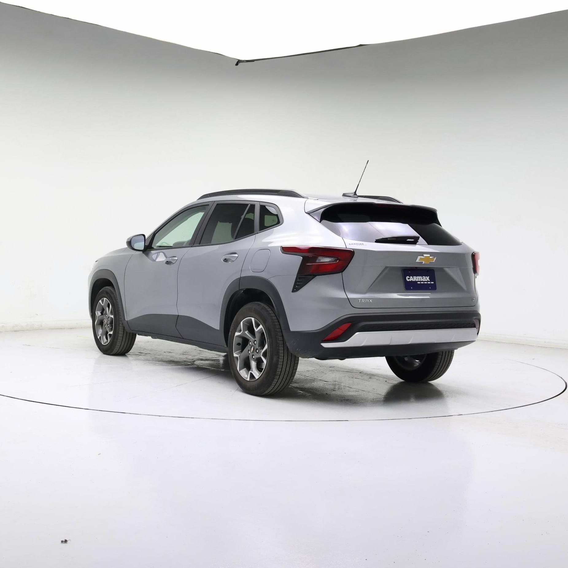 Thumbnail: 2025 Chevrolet Trax - 2