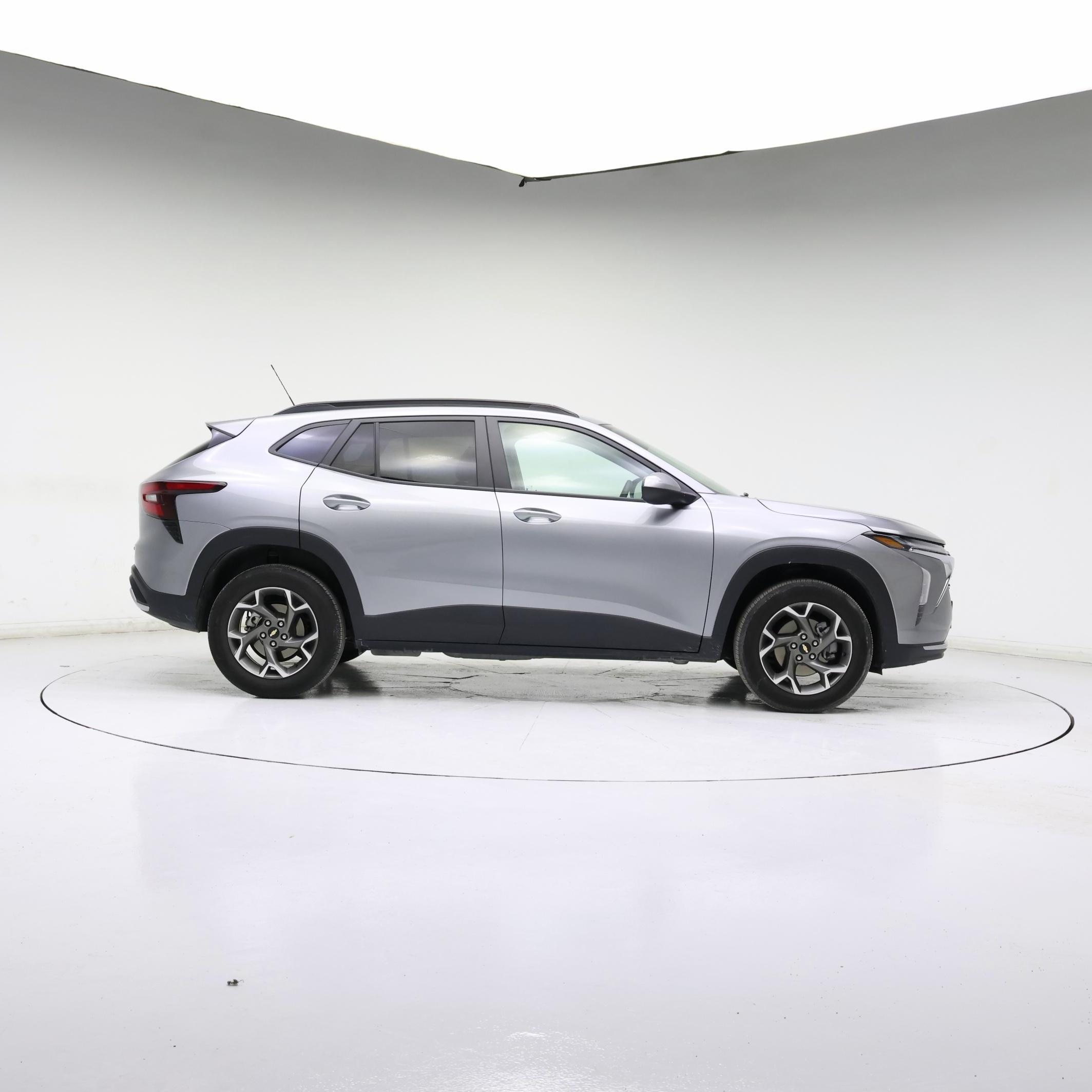 Thumbnail: 2025 Chevrolet Trax - 7