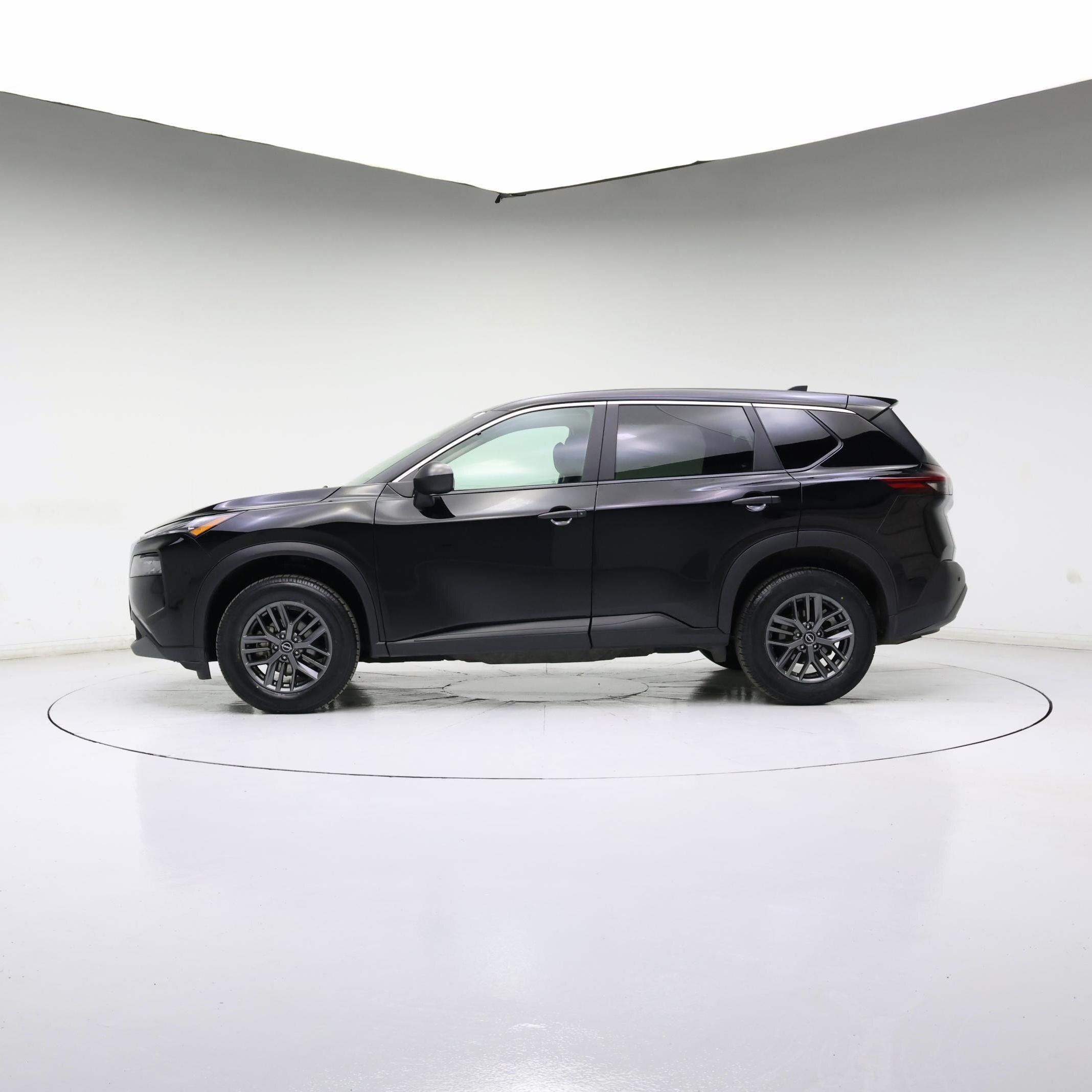 Thumbnail: 2023 Nissan Rogue - 3