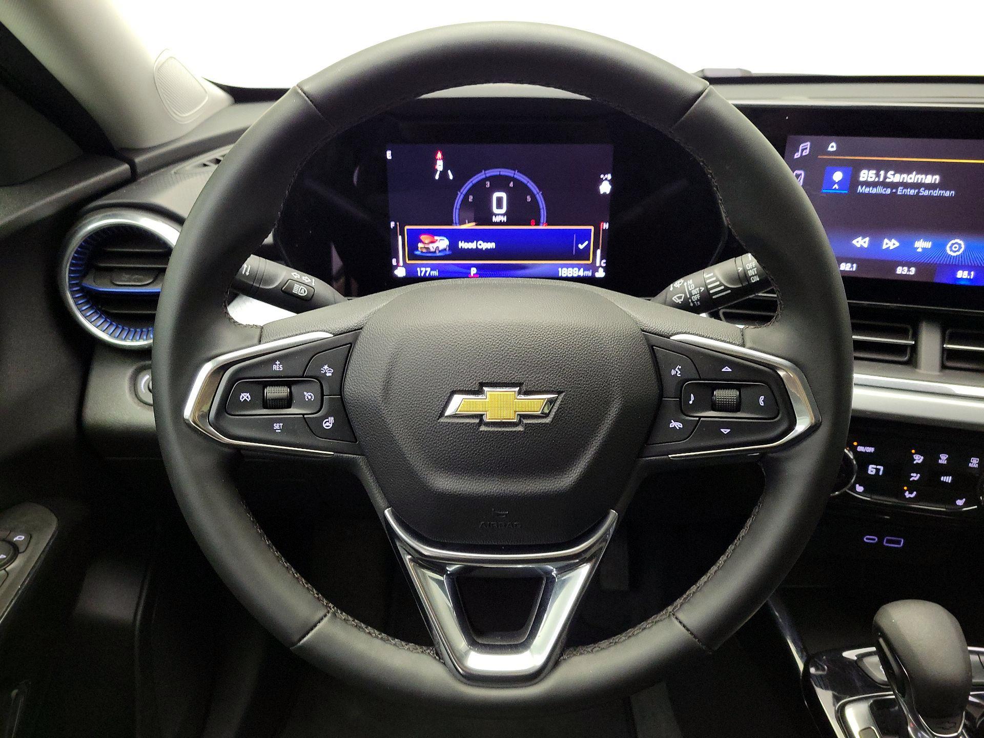 Thumbnail: 2025 Chevrolet Trax - 10