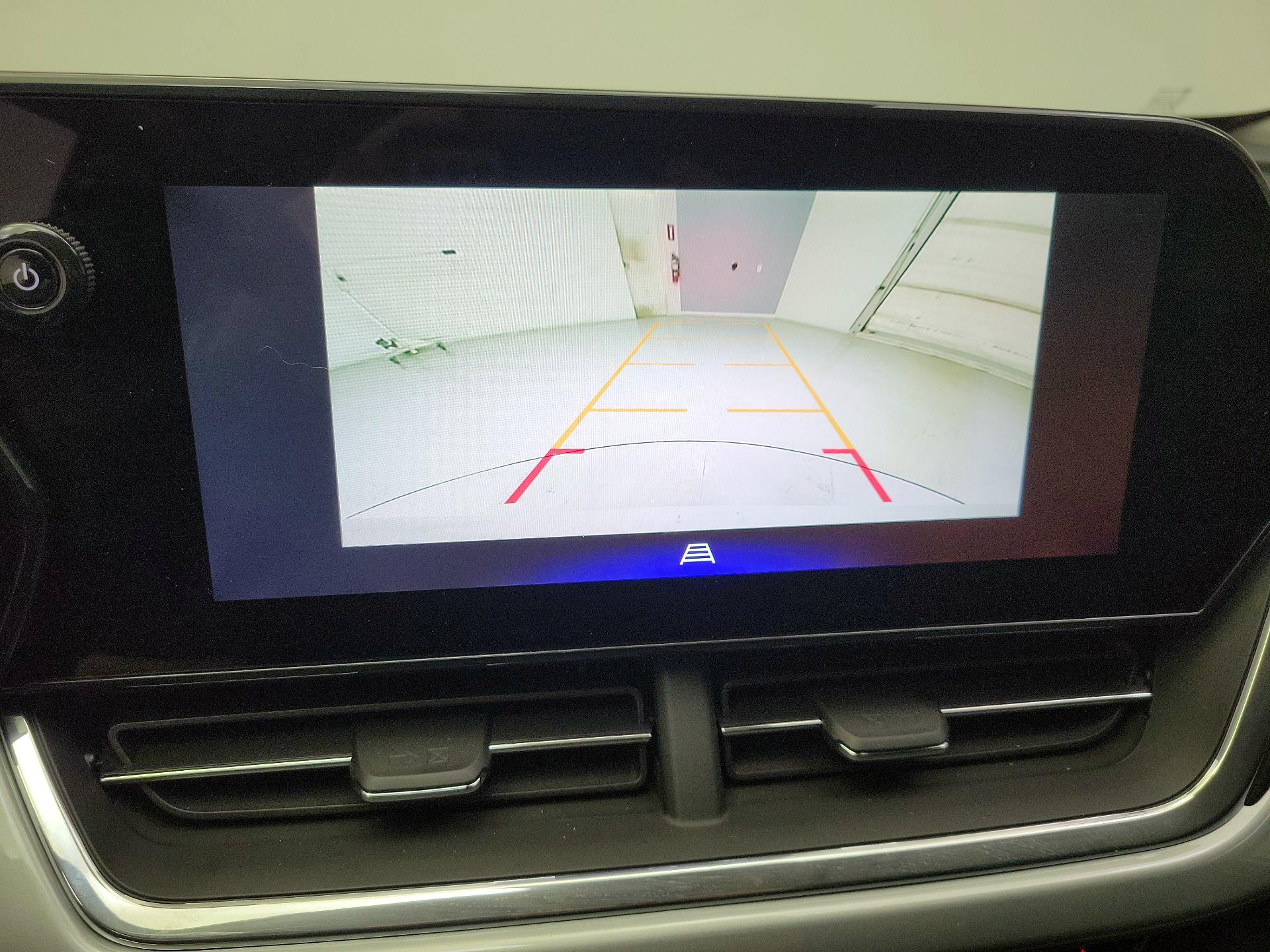 Thumbnail: 2025 Chevrolet Trax - 14