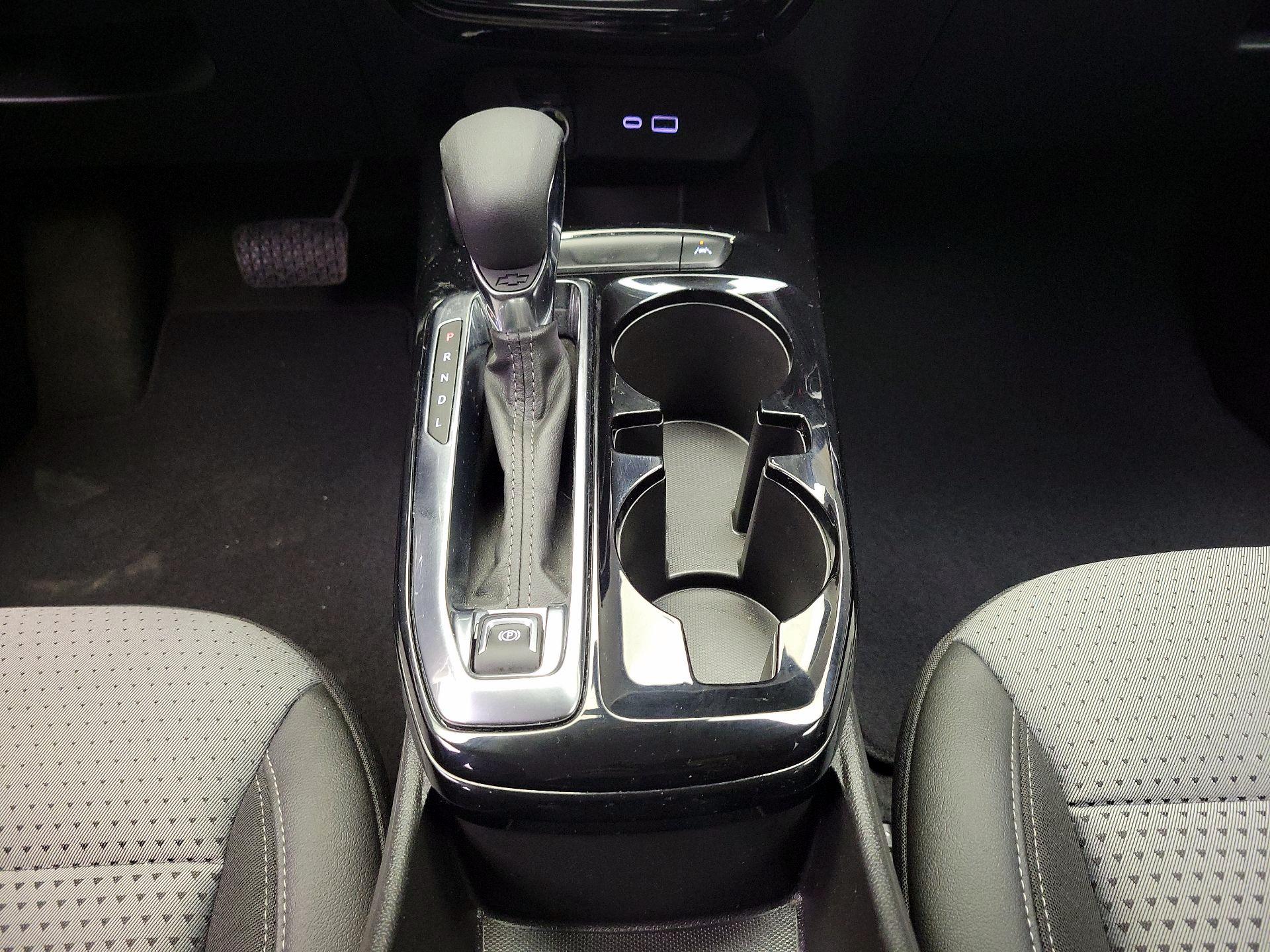 Thumbnail: 2025 Chevrolet Trax - 17