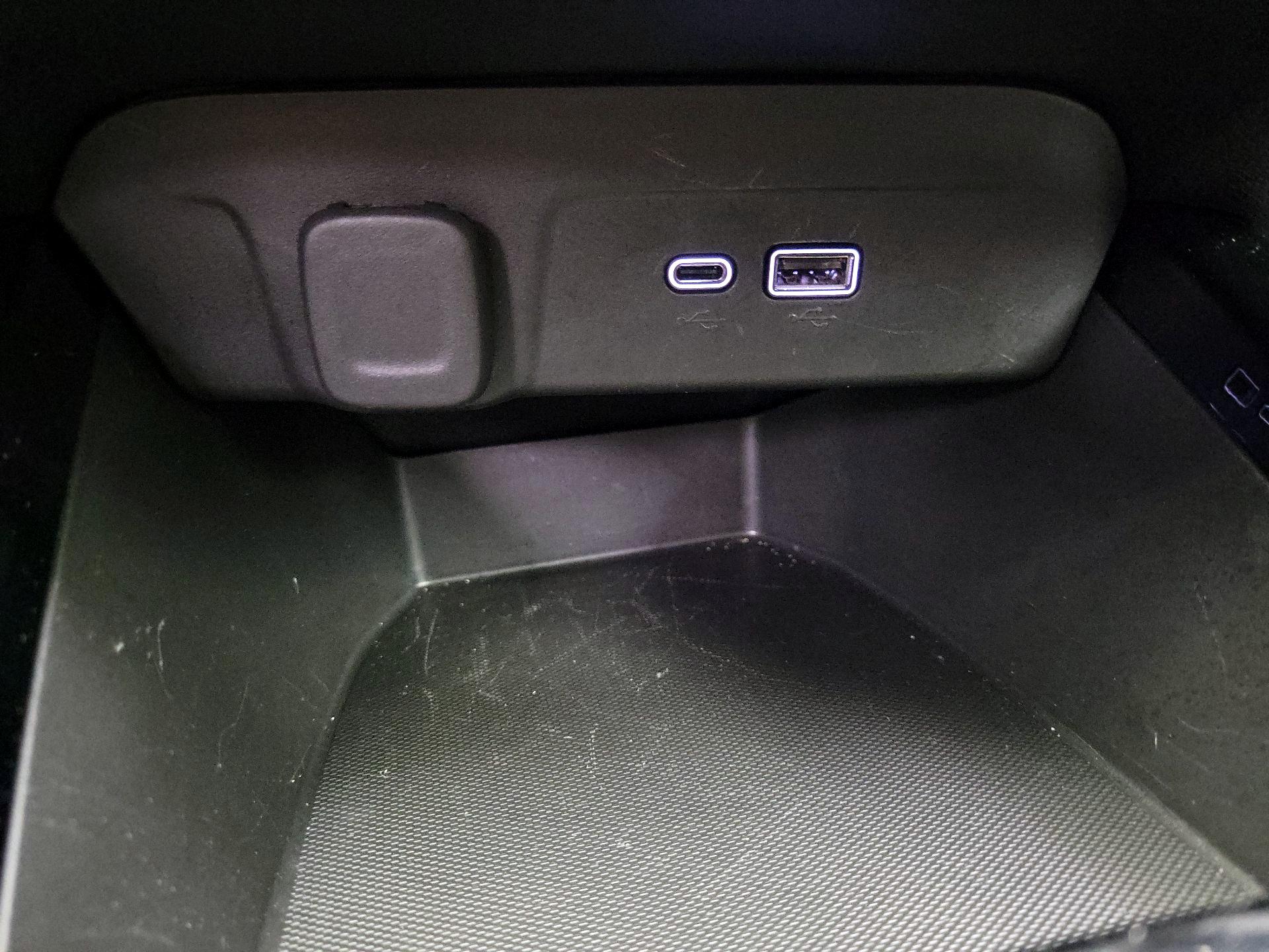 Thumbnail: 2025 Chevrolet Trax - 18