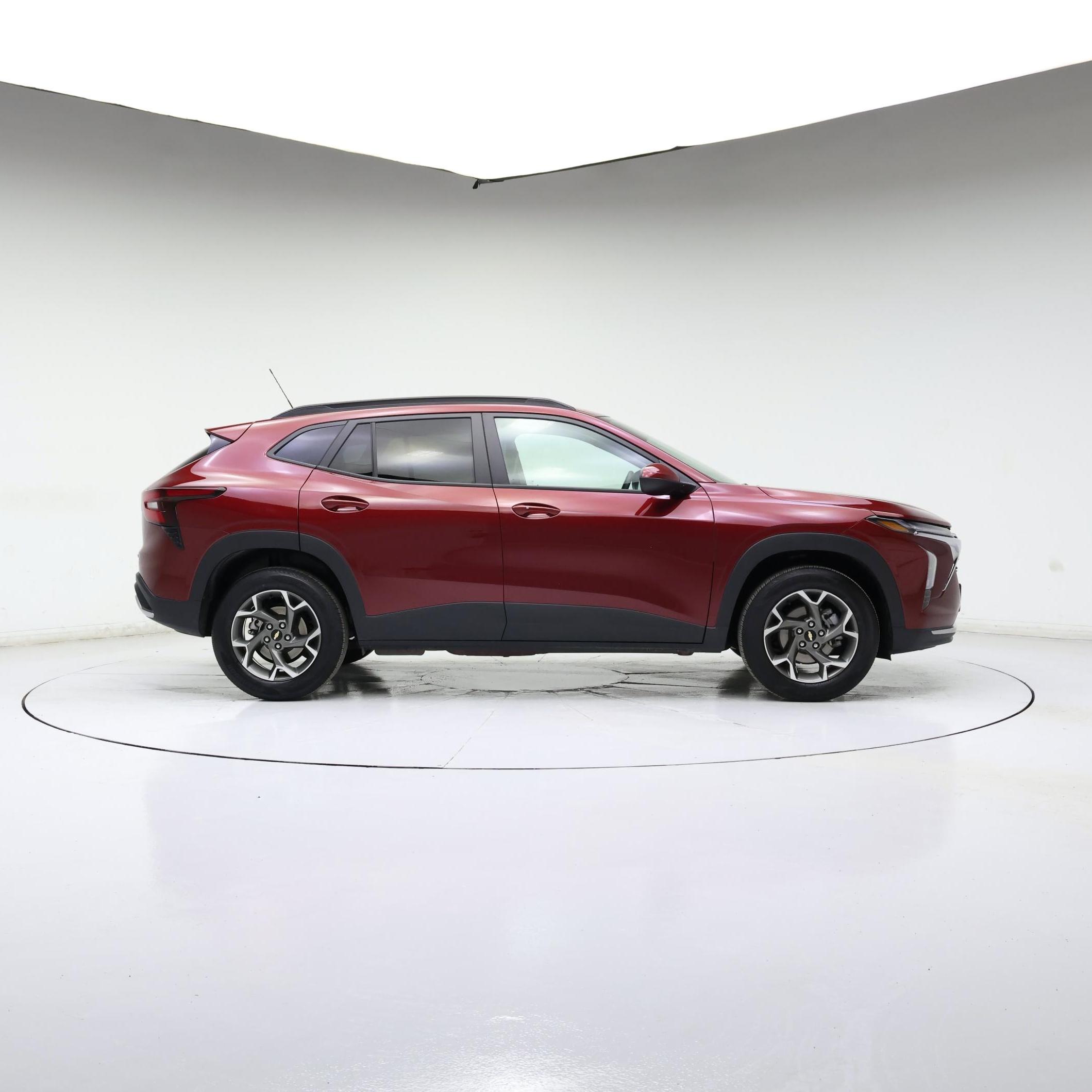 Thumbnail: 2025 Chevrolet Trax - 7