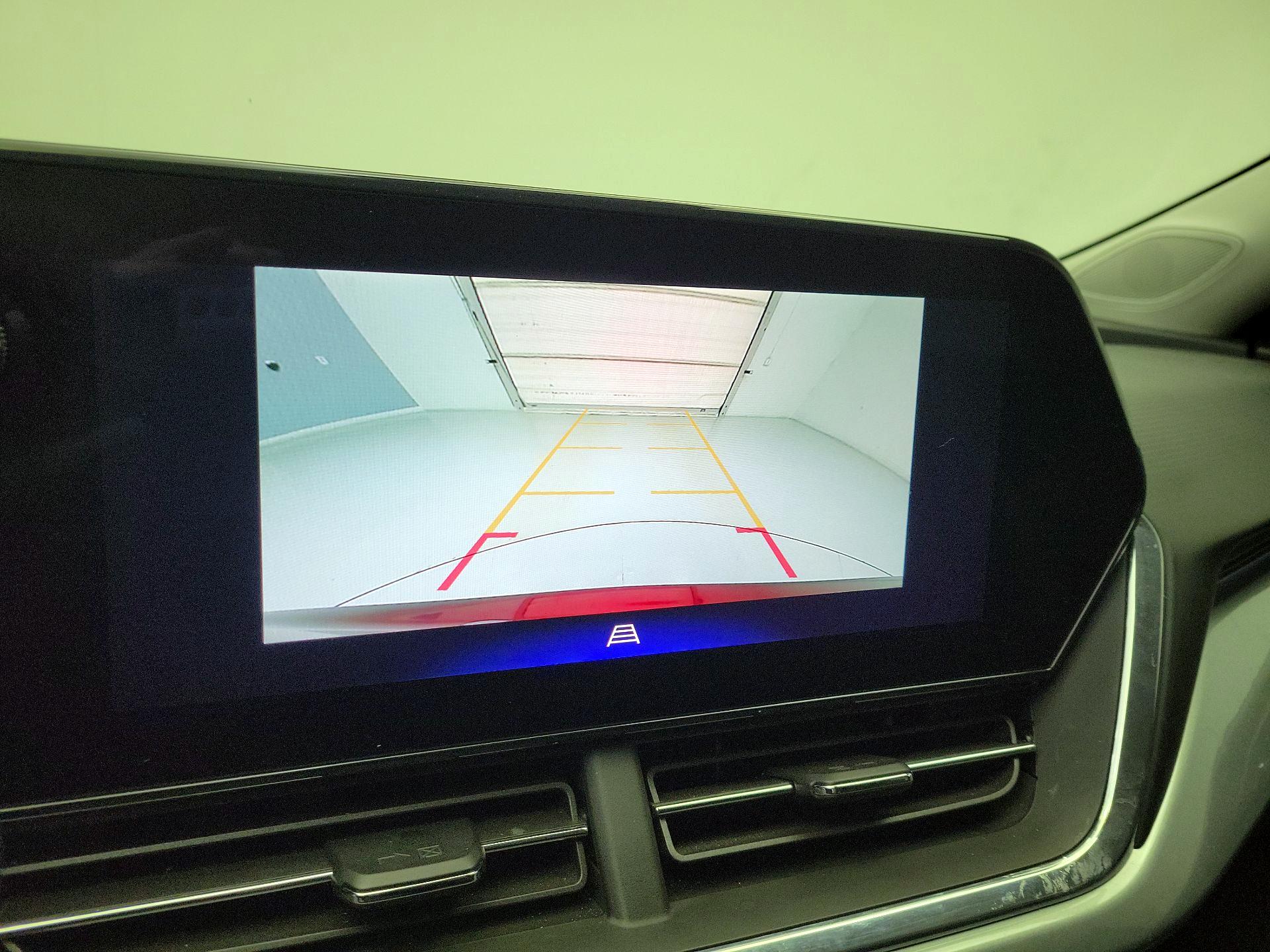 Thumbnail: 2025 Chevrolet Trax - 14