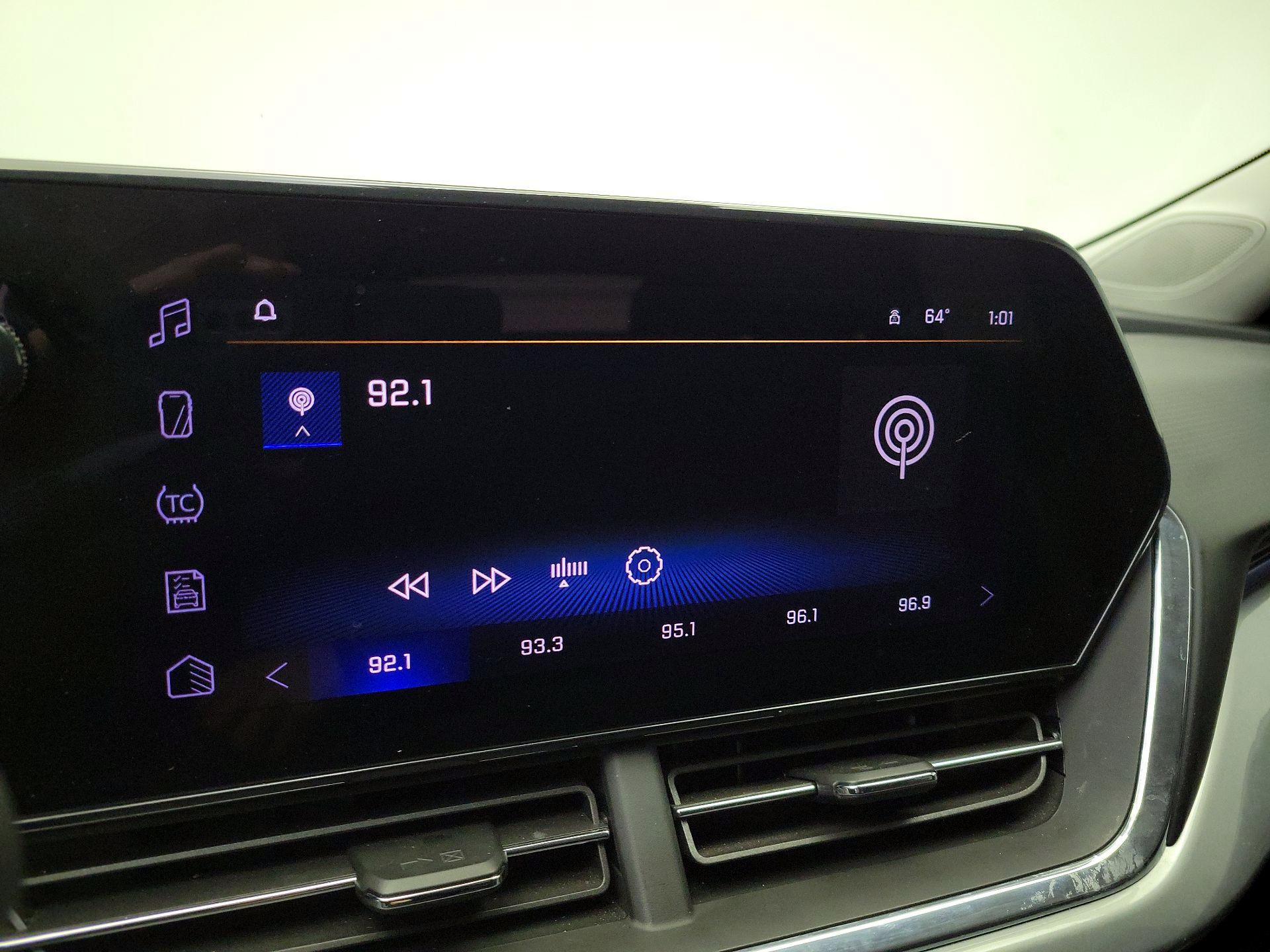 Thumbnail: 2025 Chevrolet Trax - 15