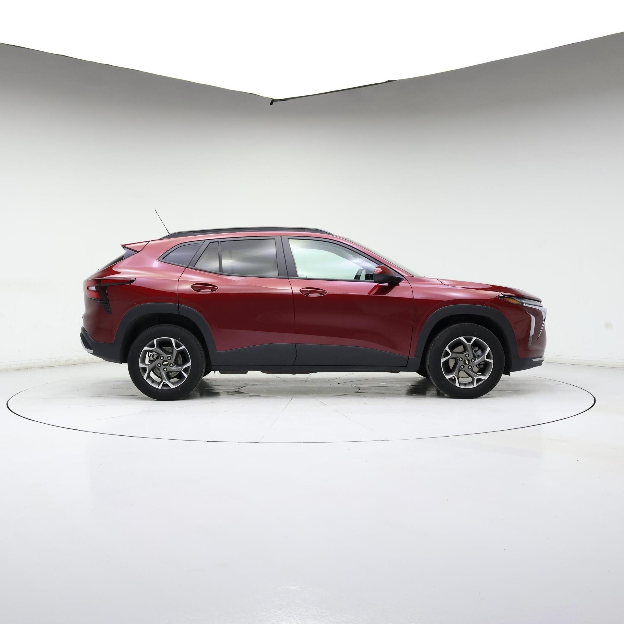 Thumbnail: 2025 Chevrolet Trax - 7