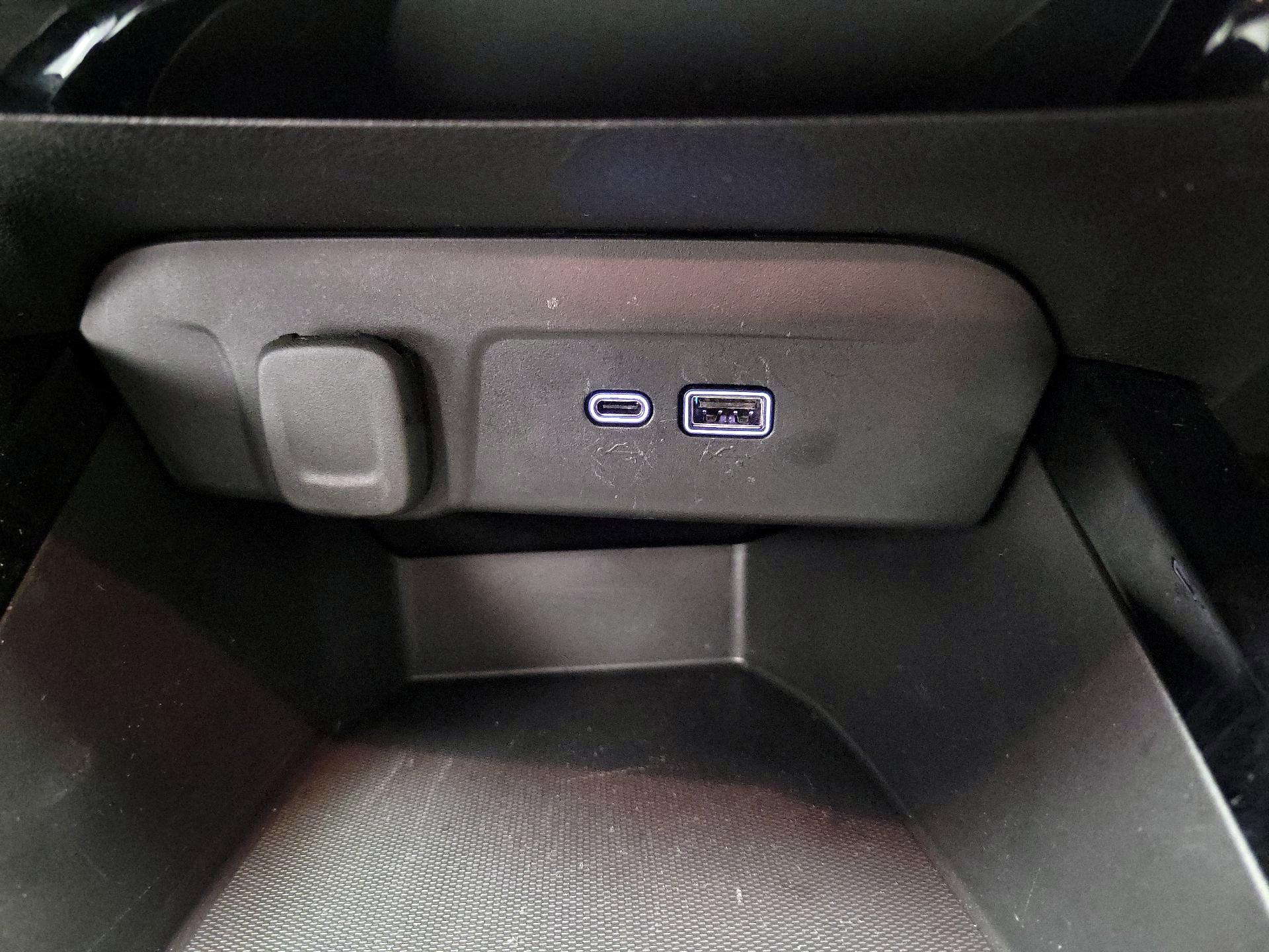 Thumbnail: 2025 Chevrolet Trax - 18