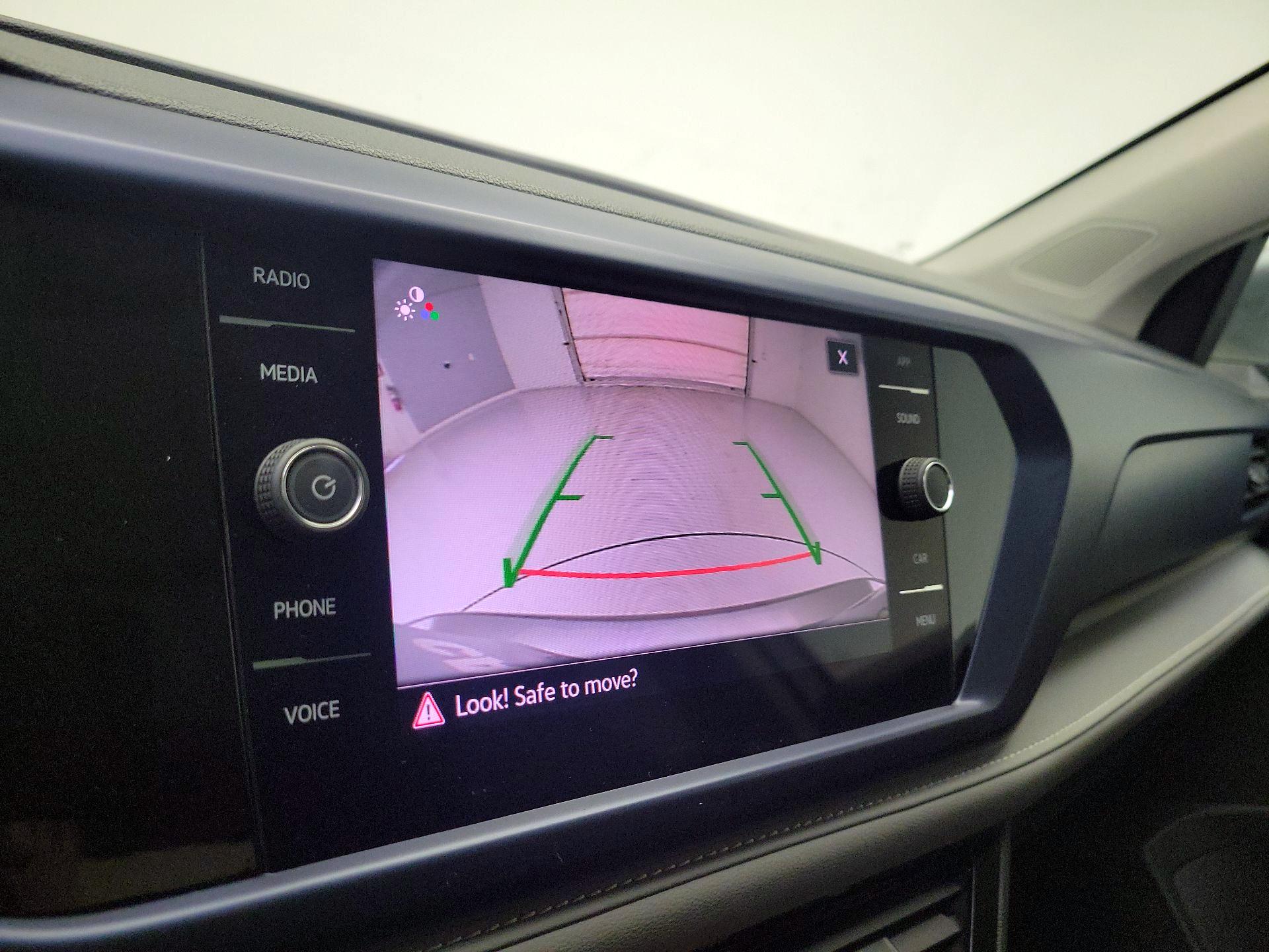 Thumbnail: 2024 Volkswagen Taos - 14