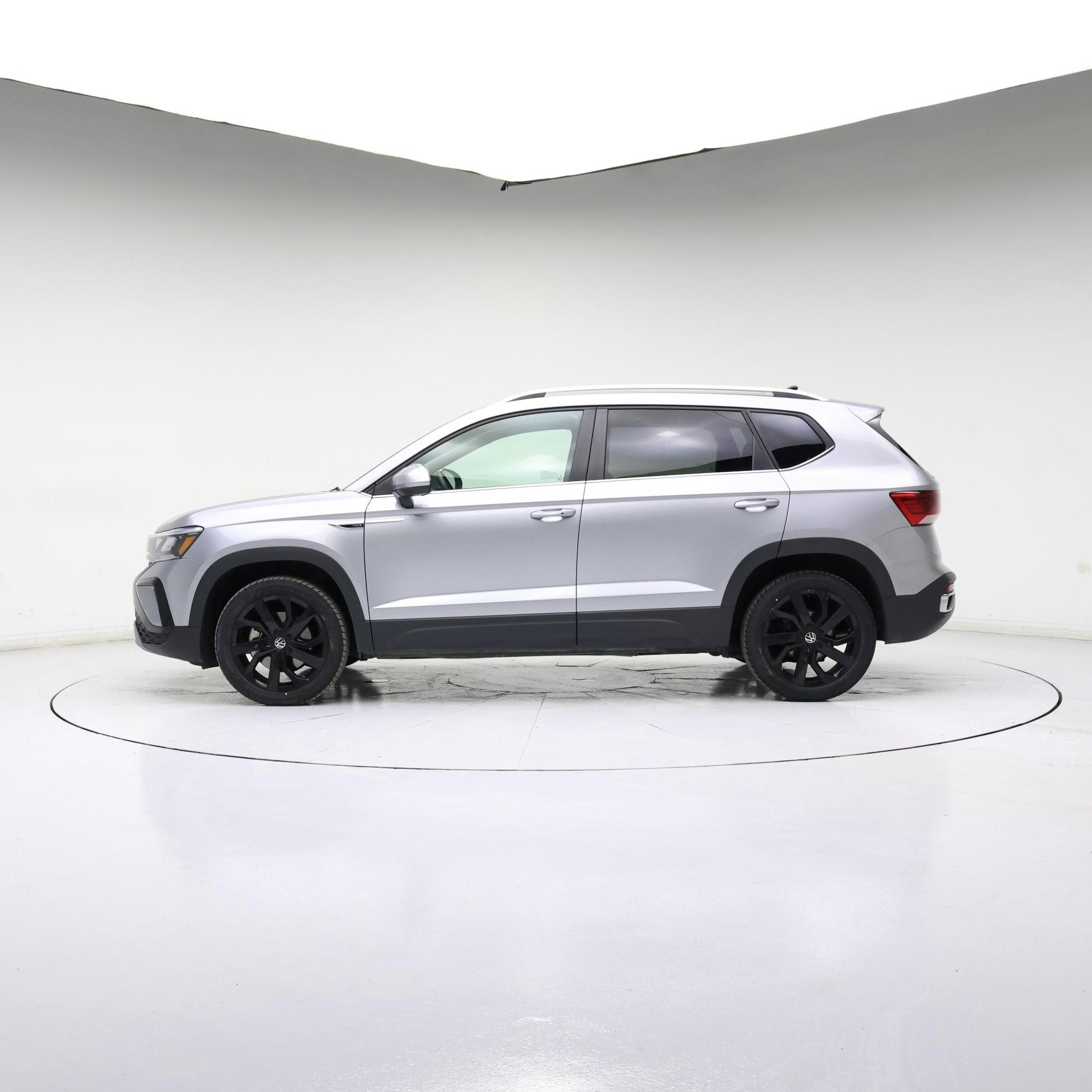 Thumbnail: 2024 Volkswagen Taos - 3