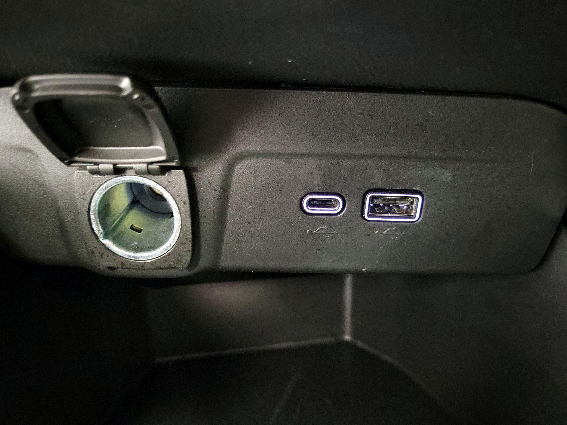 Thumbnail: 2025 Chevrolet Trax - 17