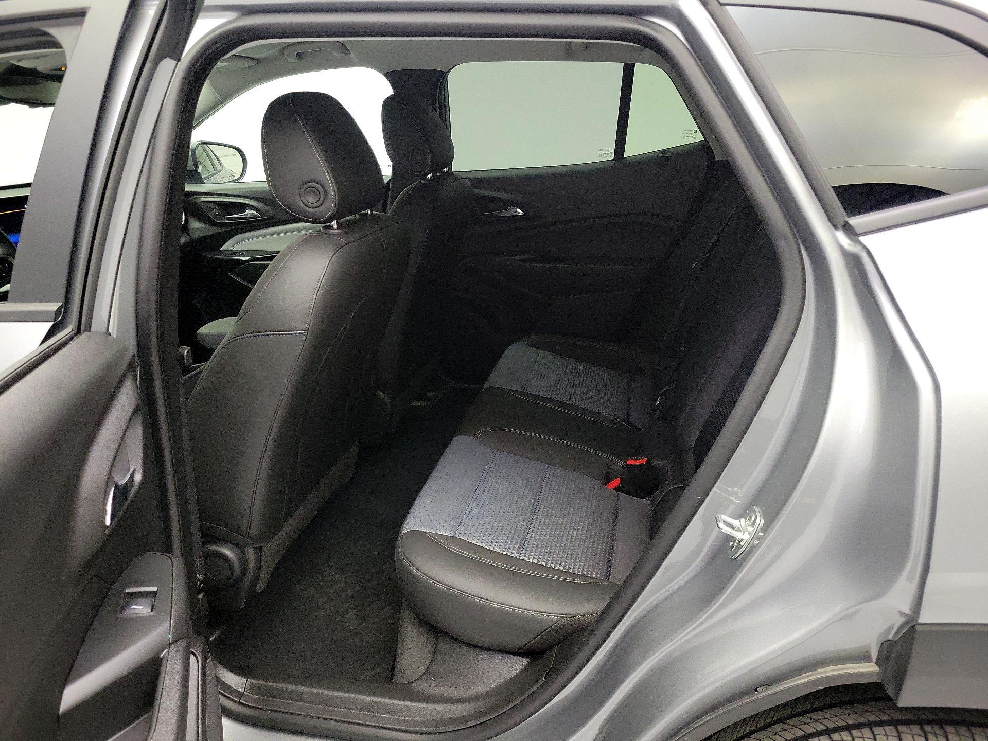 Thumbnail: 2025 Chevrolet Trax - 18