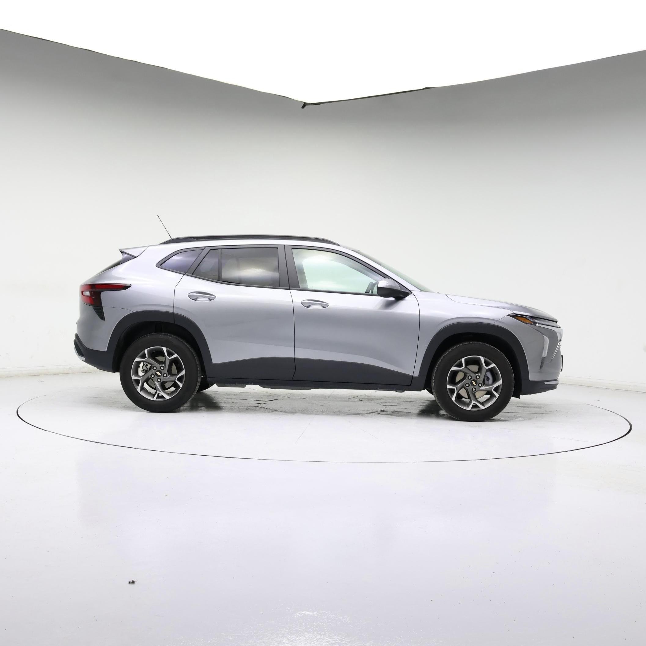 Thumbnail: 2025 Chevrolet Trax - 7