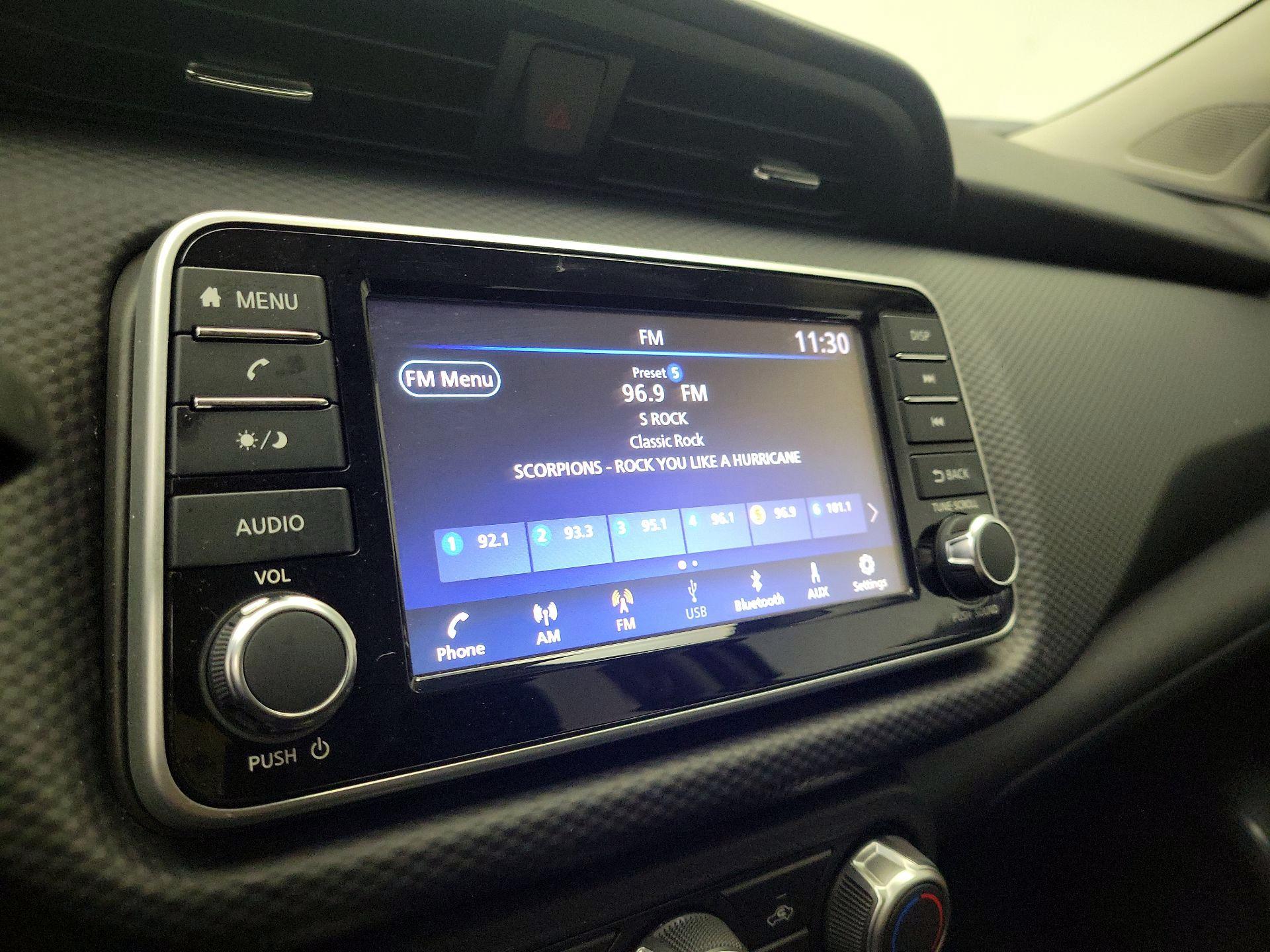 Thumbnail: 2025 Nissan Kicks - 14