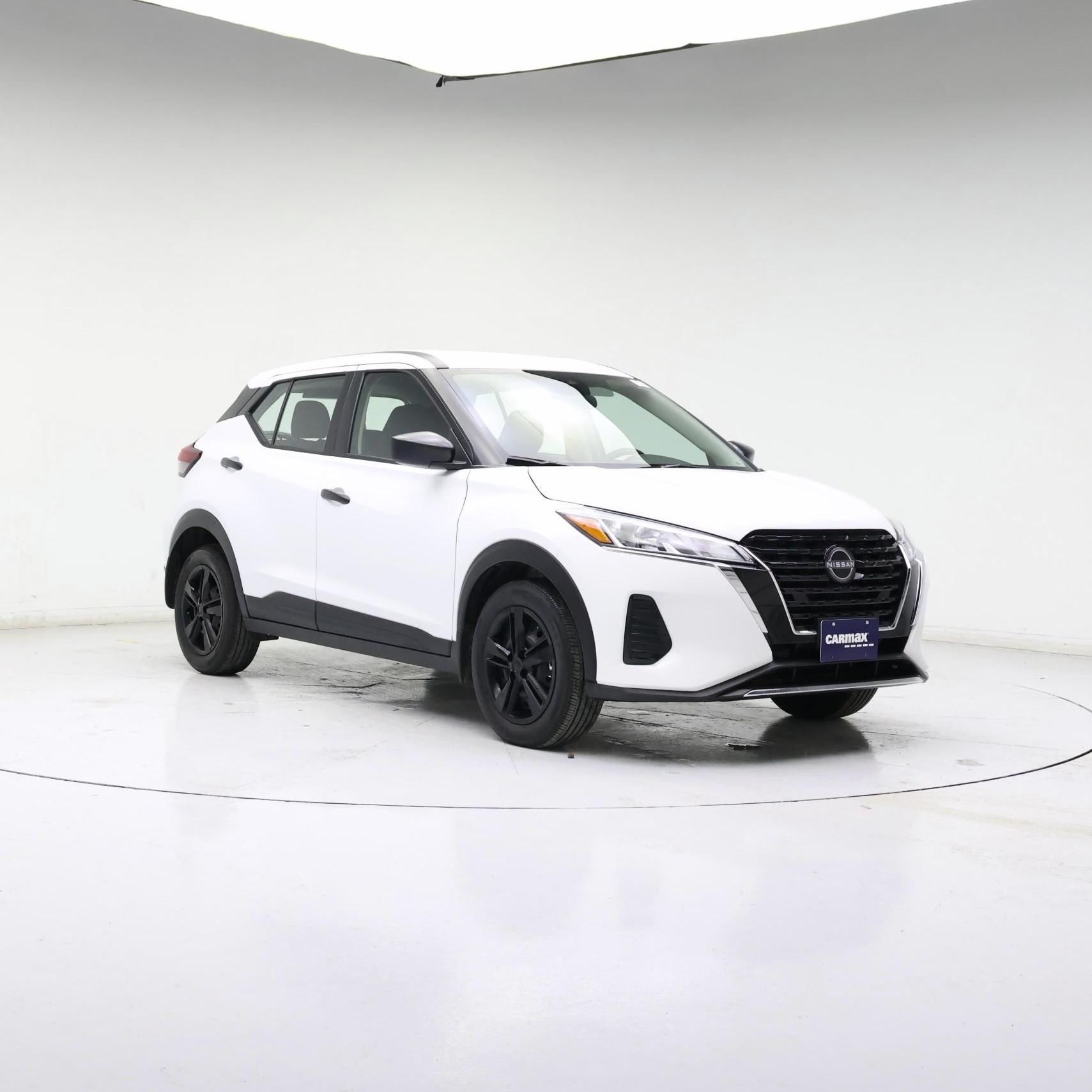 Thumbnail: 2025 Nissan Kicks - 2