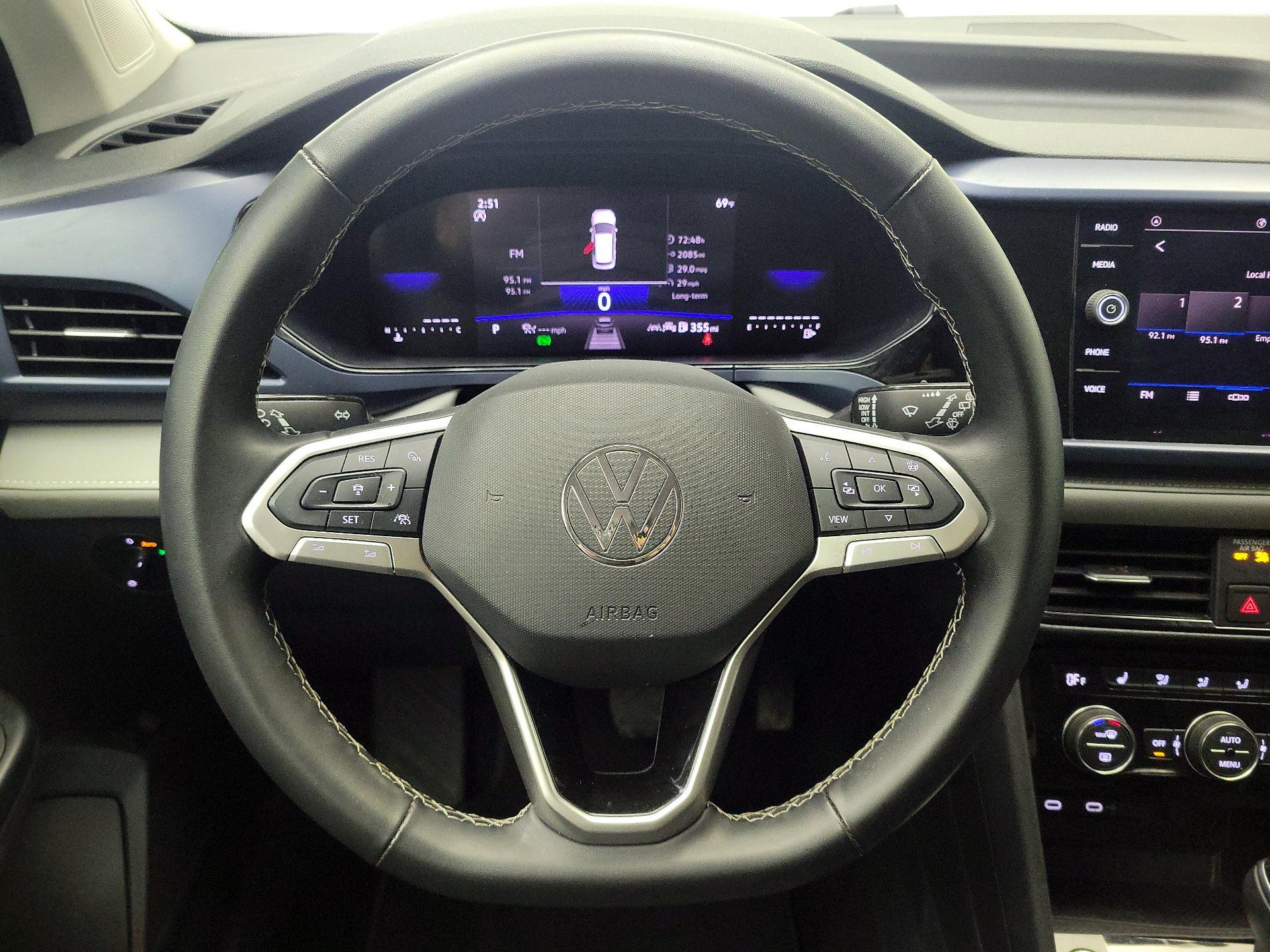 Thumbnail: 2024 Volkswagen Taos - 10