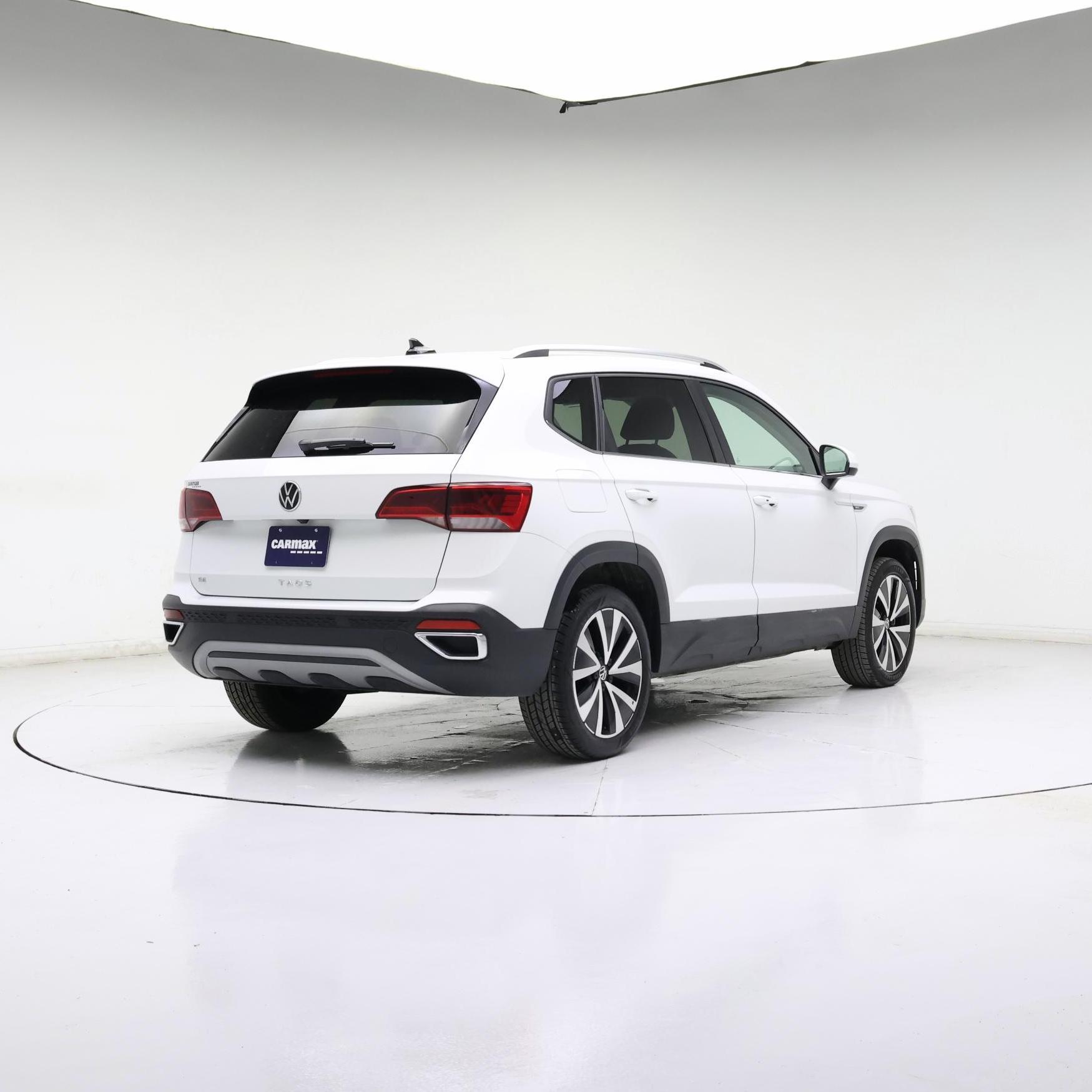 Thumbnail: 2024 Volkswagen Taos - 8