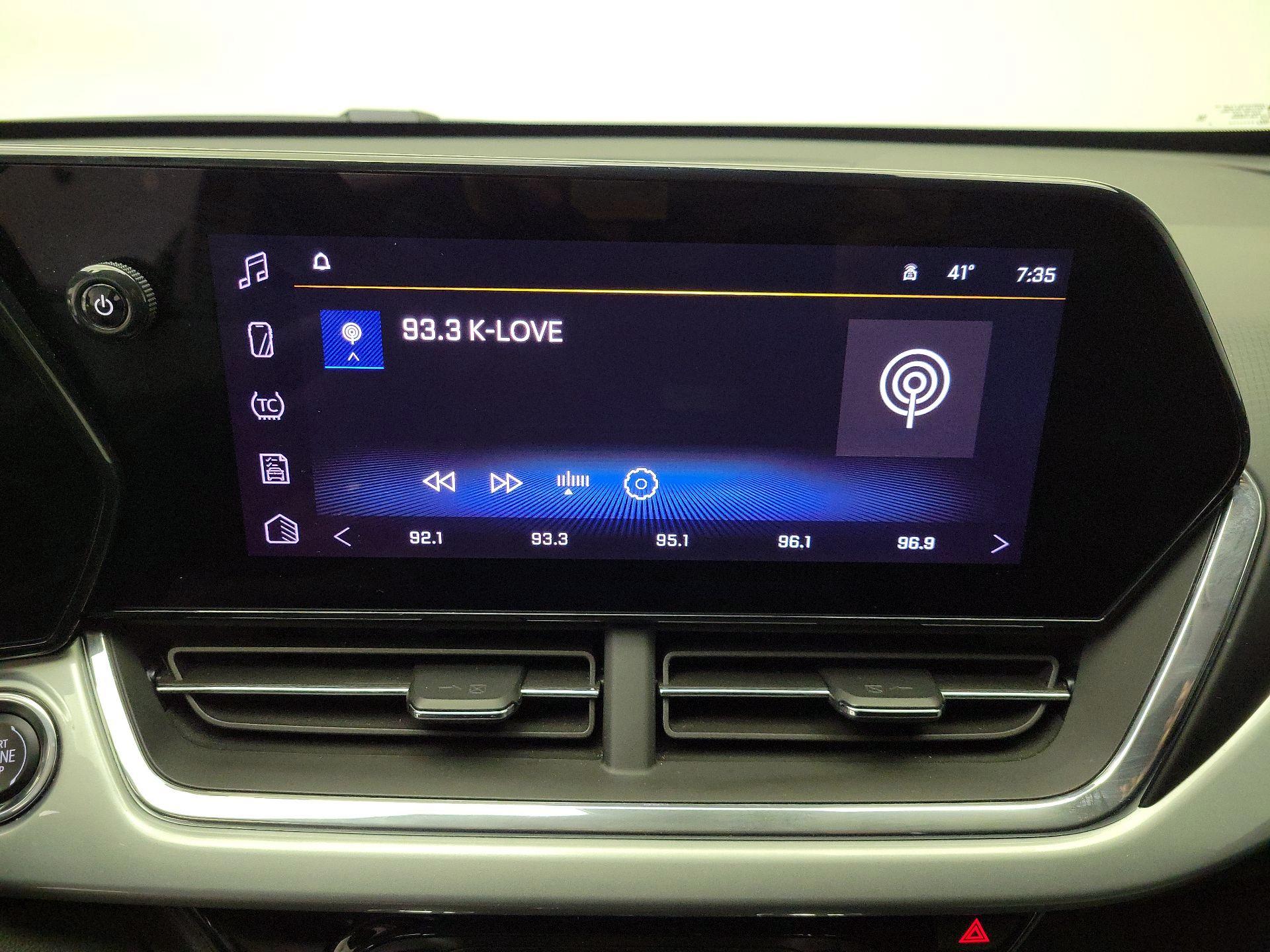 Thumbnail: 2025 Chevrolet Trax - 14