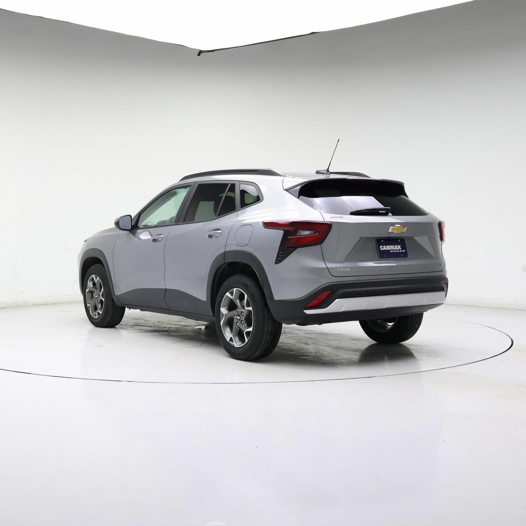 Thumbnail: 2025 Chevrolet Trax - 2