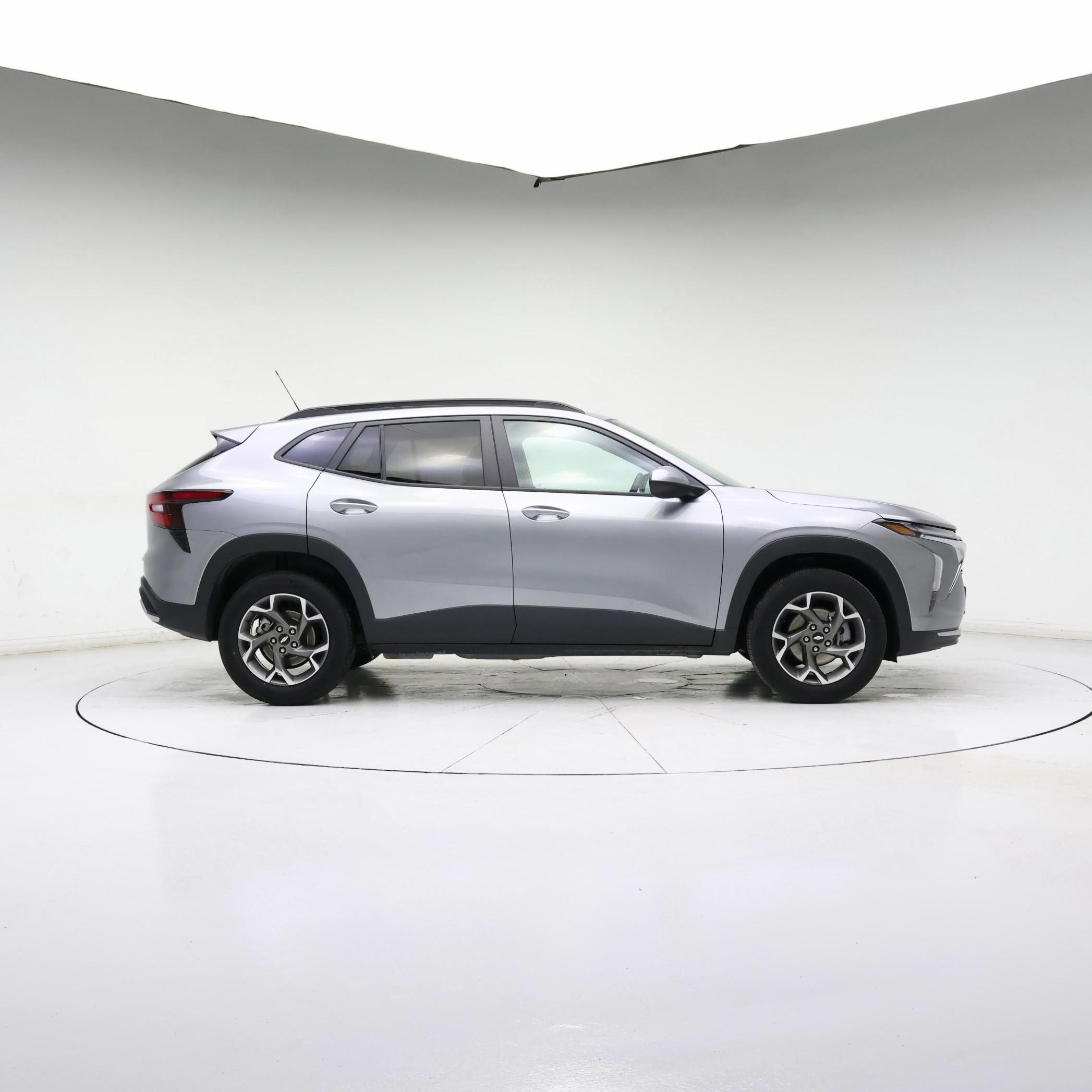 Thumbnail: 2025 Chevrolet Trax - 7