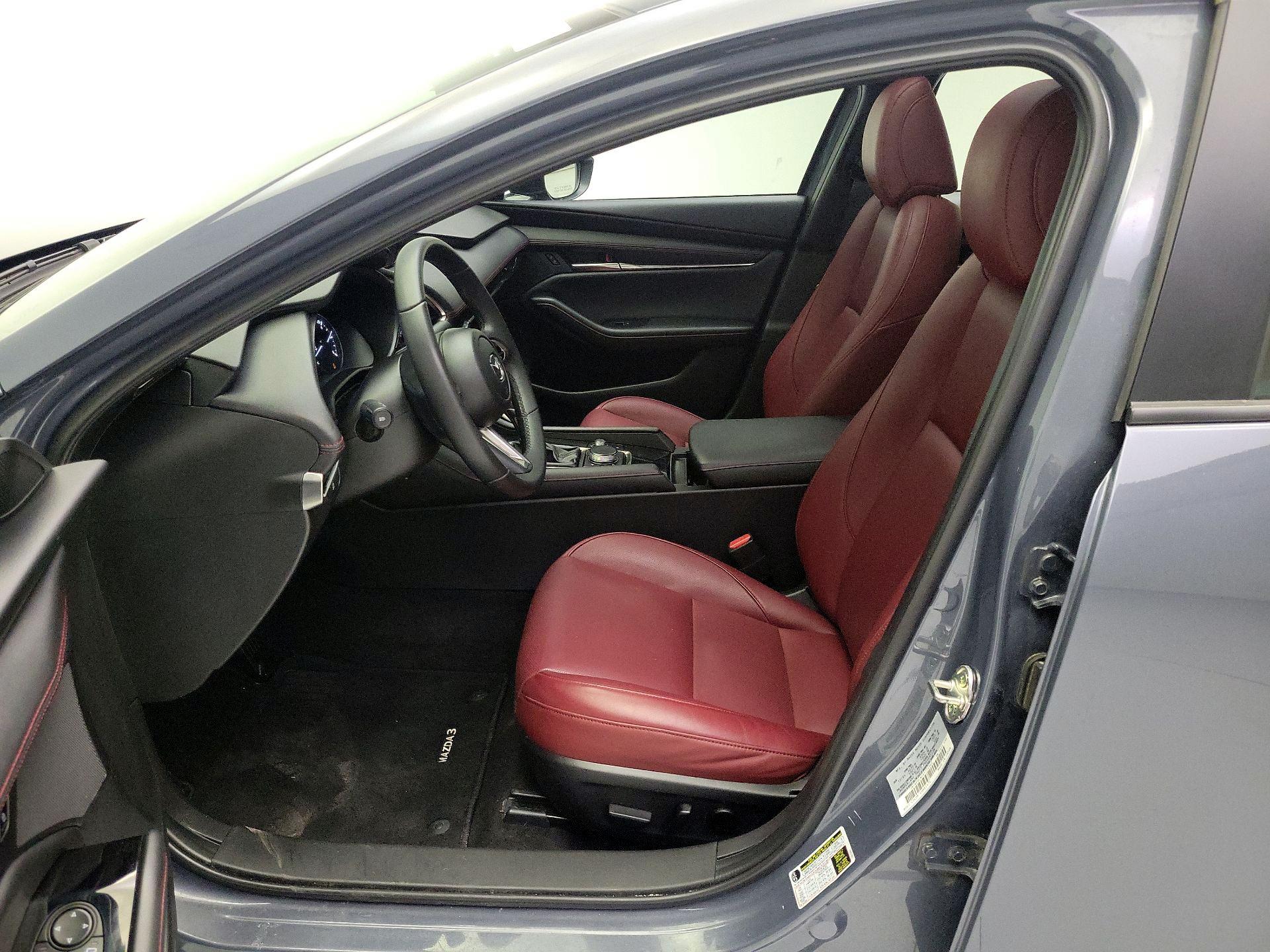 Thumbnail: 2025 Mazda Mazda3 - 11