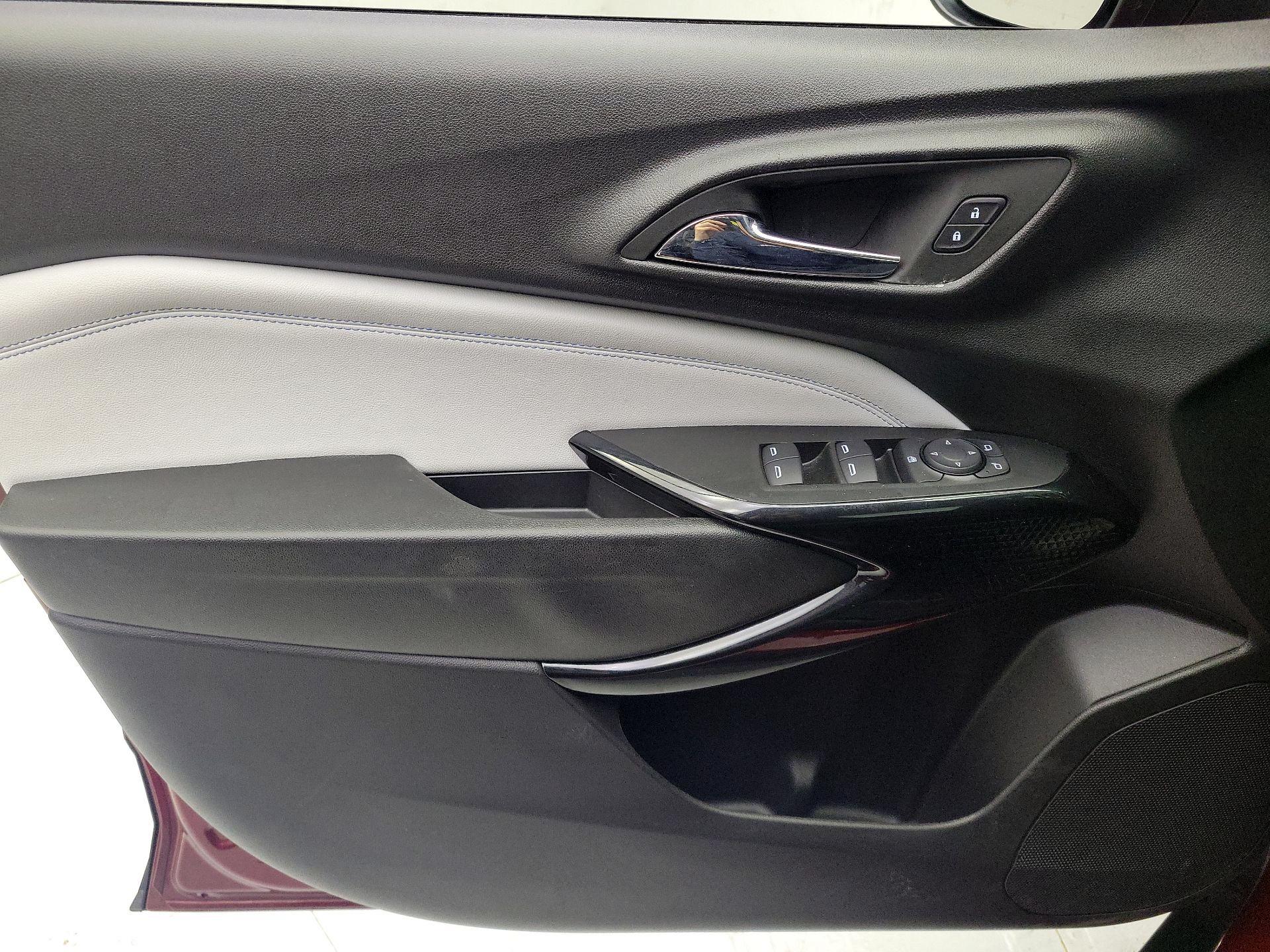 Thumbnail: 2025 Chevrolet Trax - 12