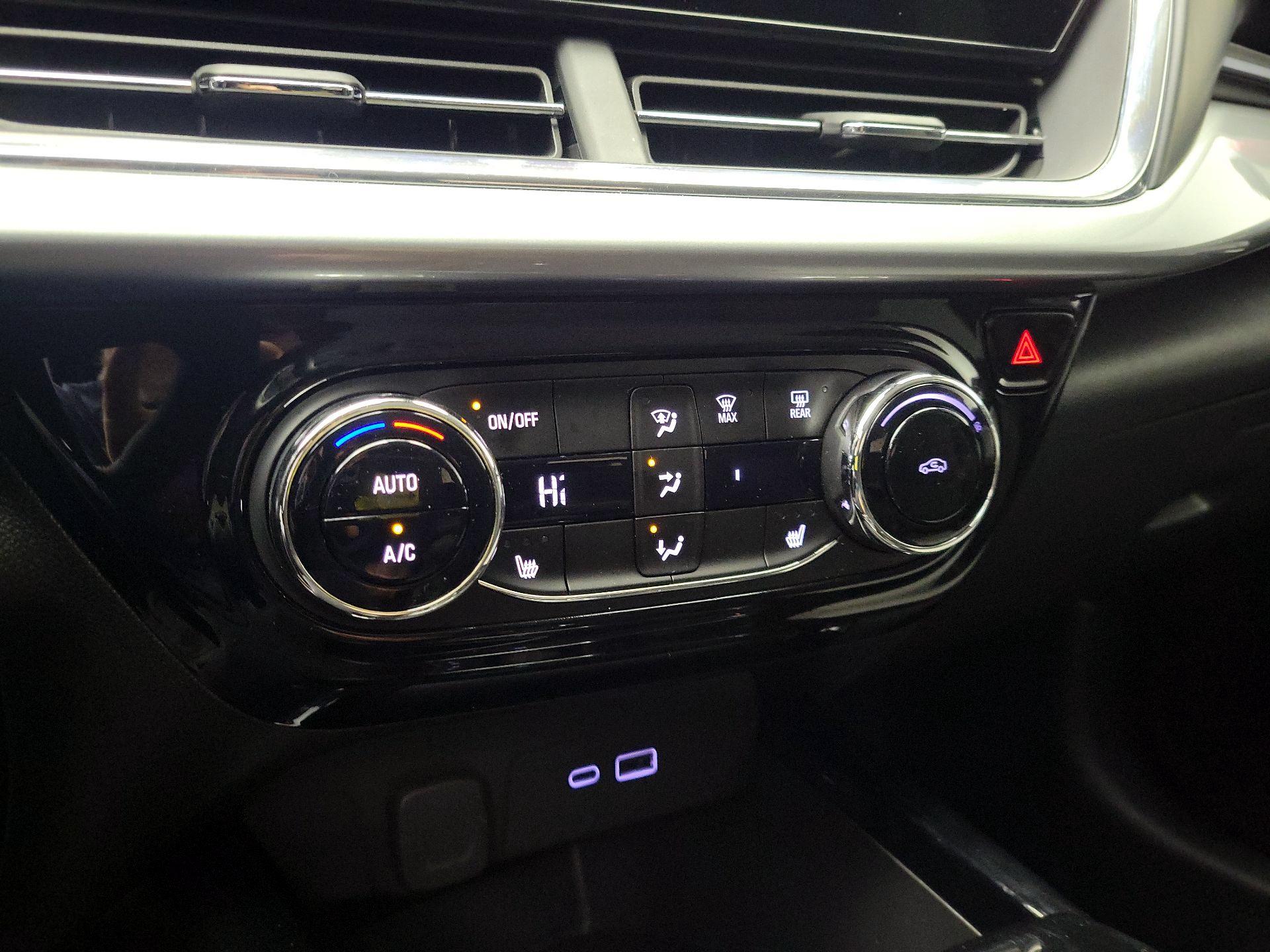 Thumbnail: 2025 Chevrolet Trax - 16