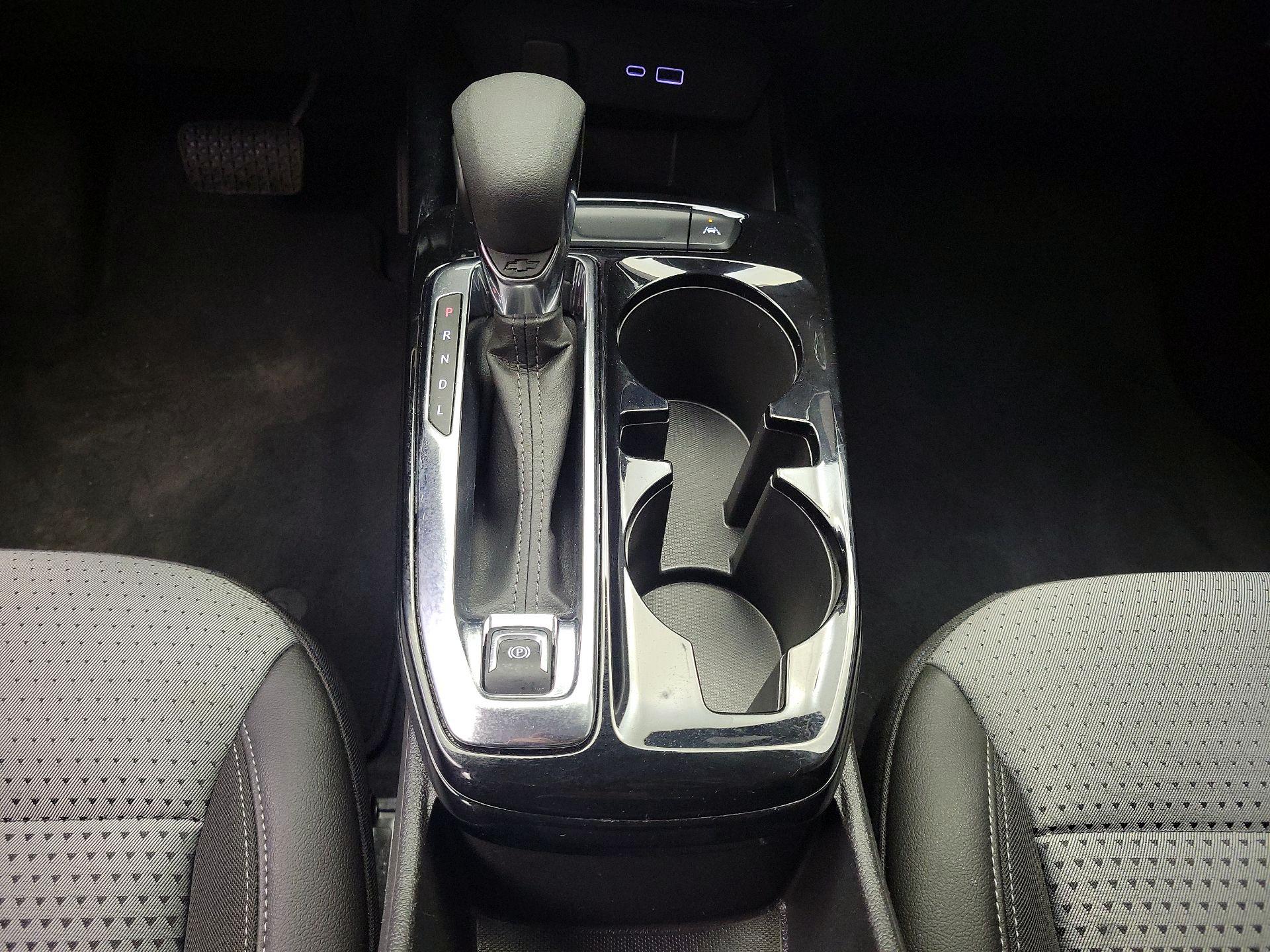 Thumbnail: 2025 Chevrolet Trax - 17