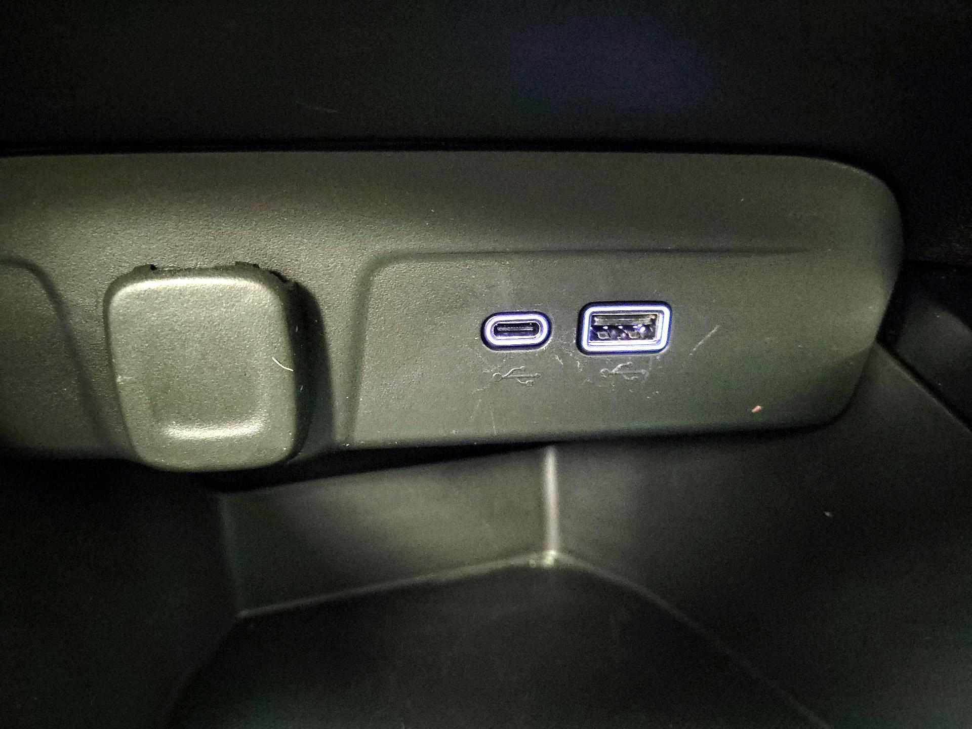 Thumbnail: 2025 Chevrolet Trax - 18