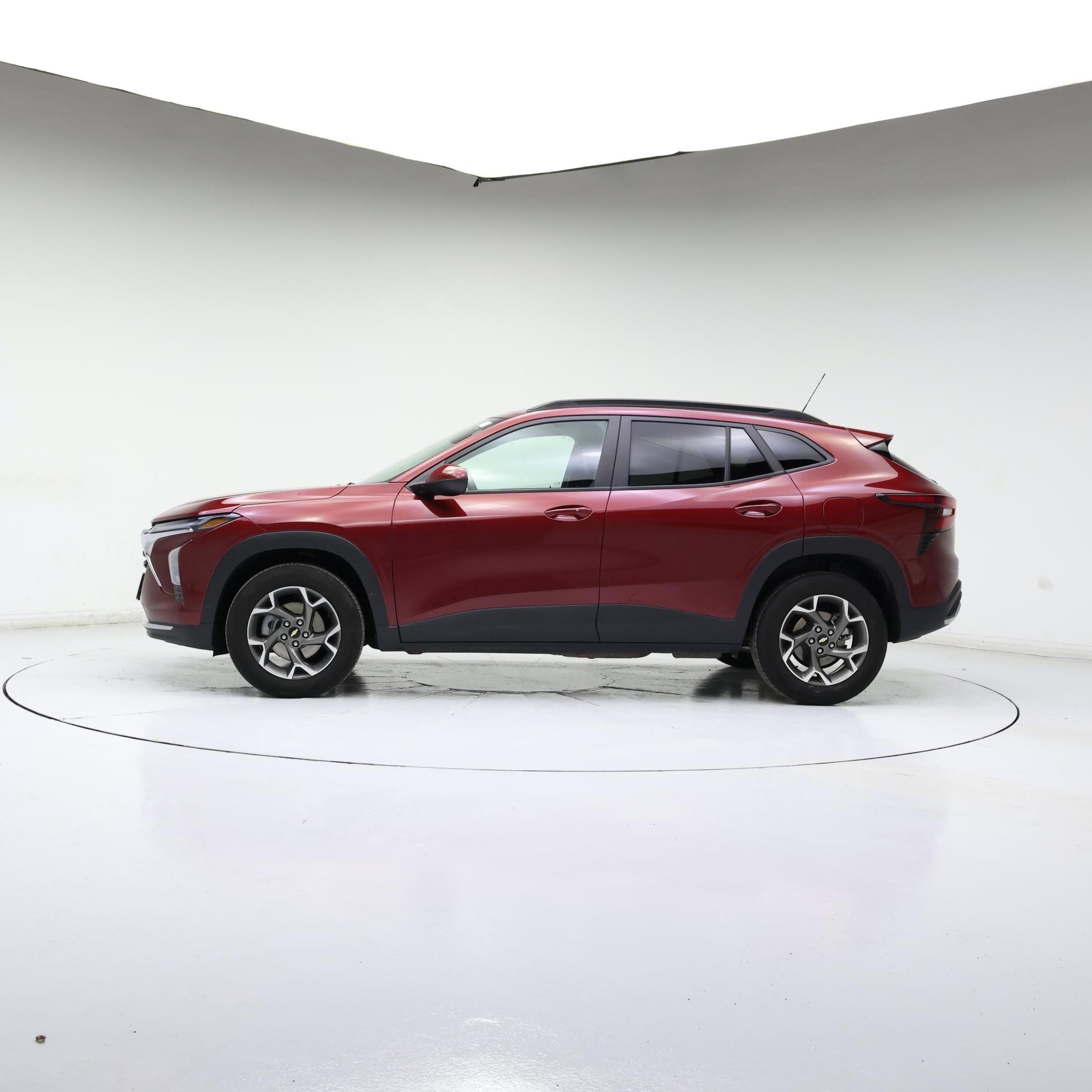 Thumbnail: 2025 Chevrolet Trax - 3