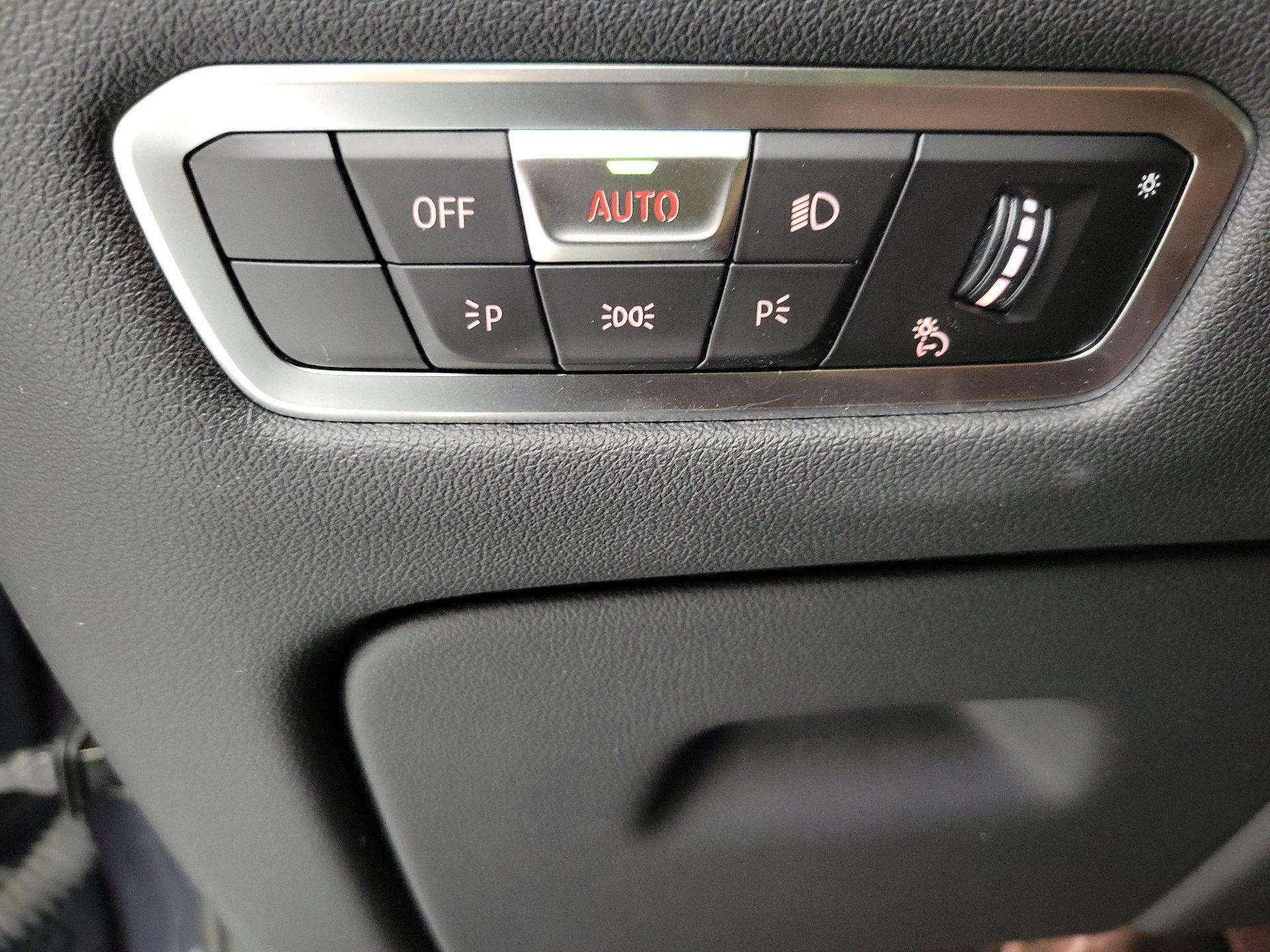 Thumbnail: 2022 BMW X5 - 13