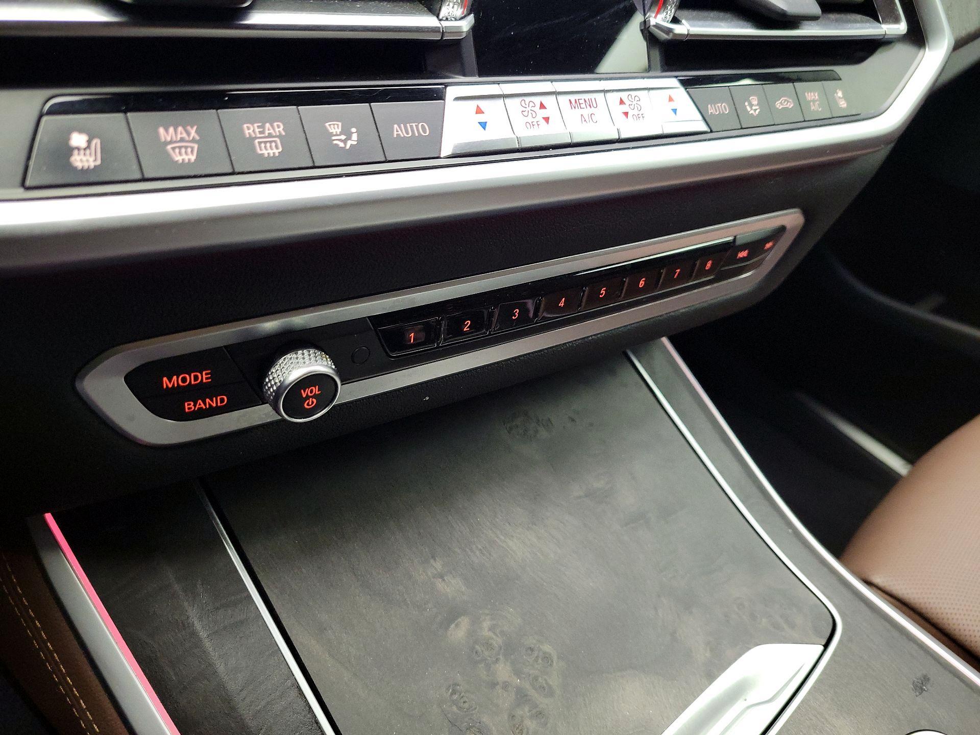 Thumbnail: 2022 BMW X5 - 17