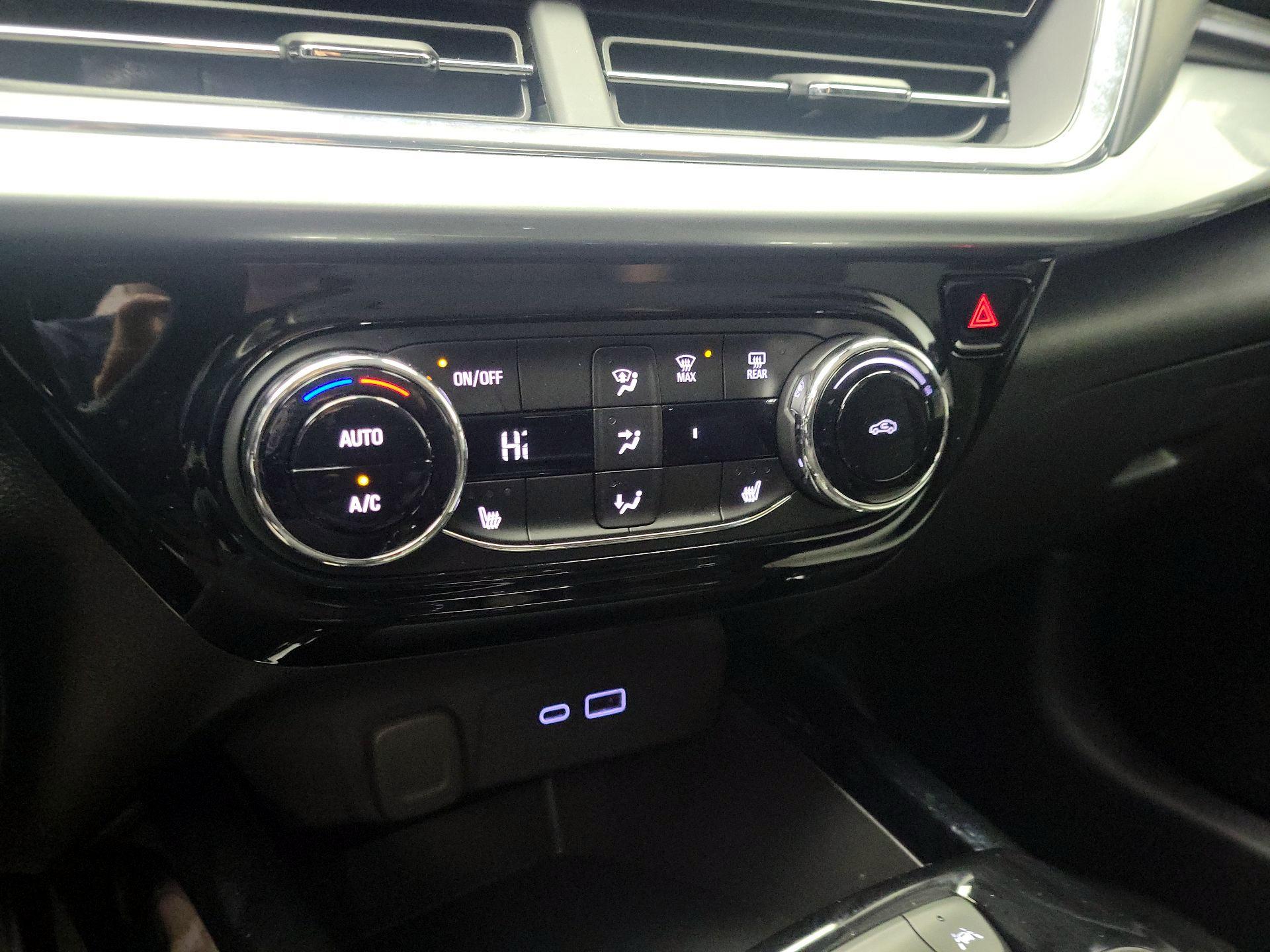 Thumbnail: 2025 Chevrolet Trax - 16