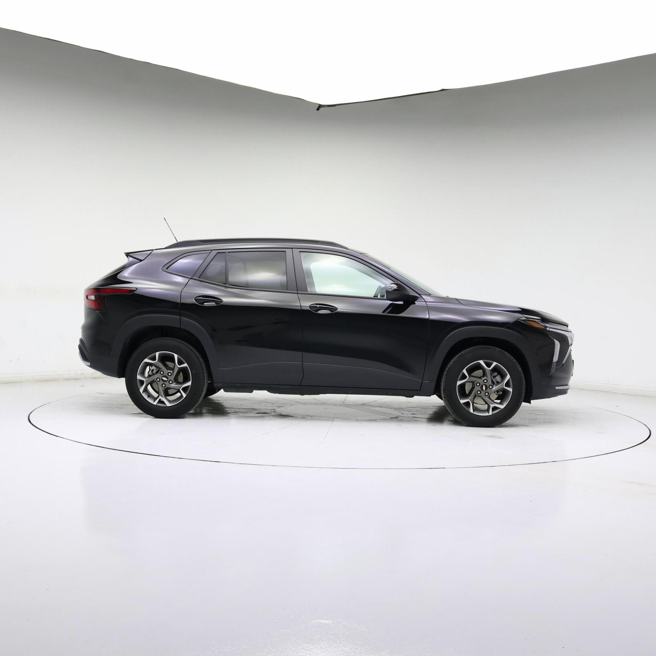 Thumbnail: 2025 Chevrolet Trax - 7