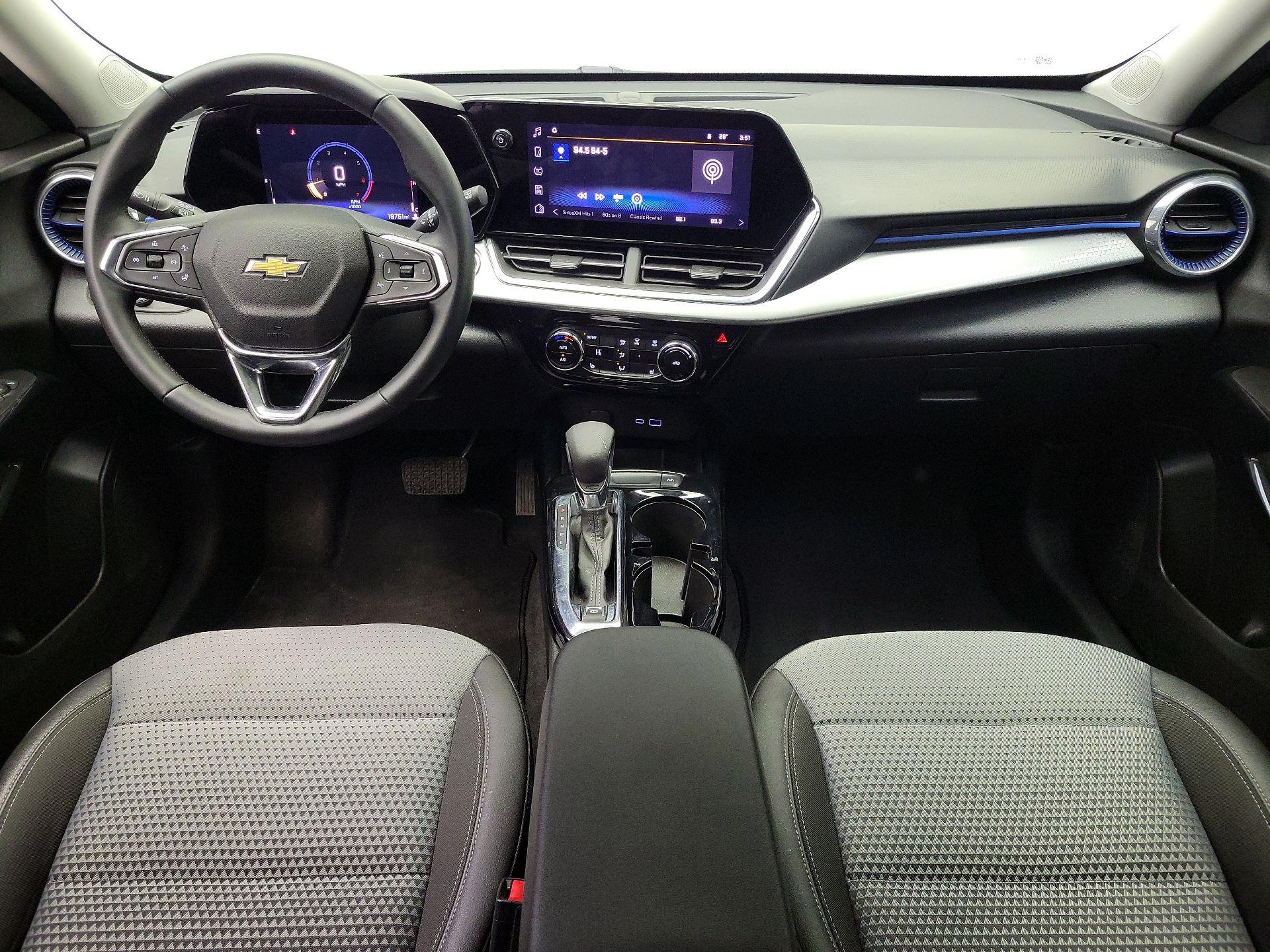 Thumbnail: 2025 Chevrolet Trax - 9