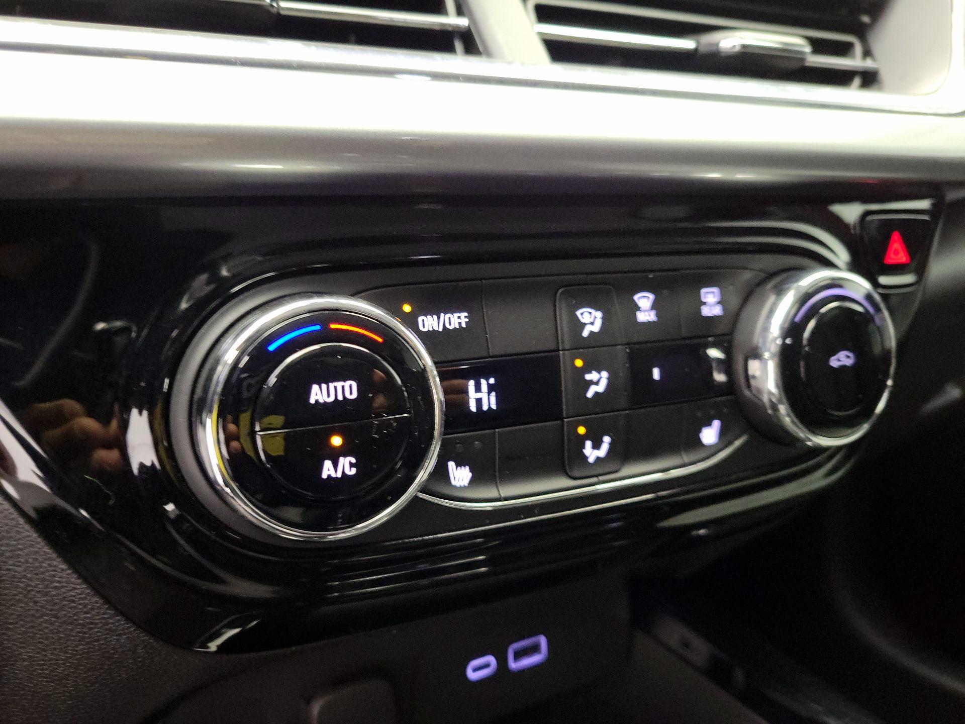 Thumbnail: 2025 Chevrolet Trax - 15