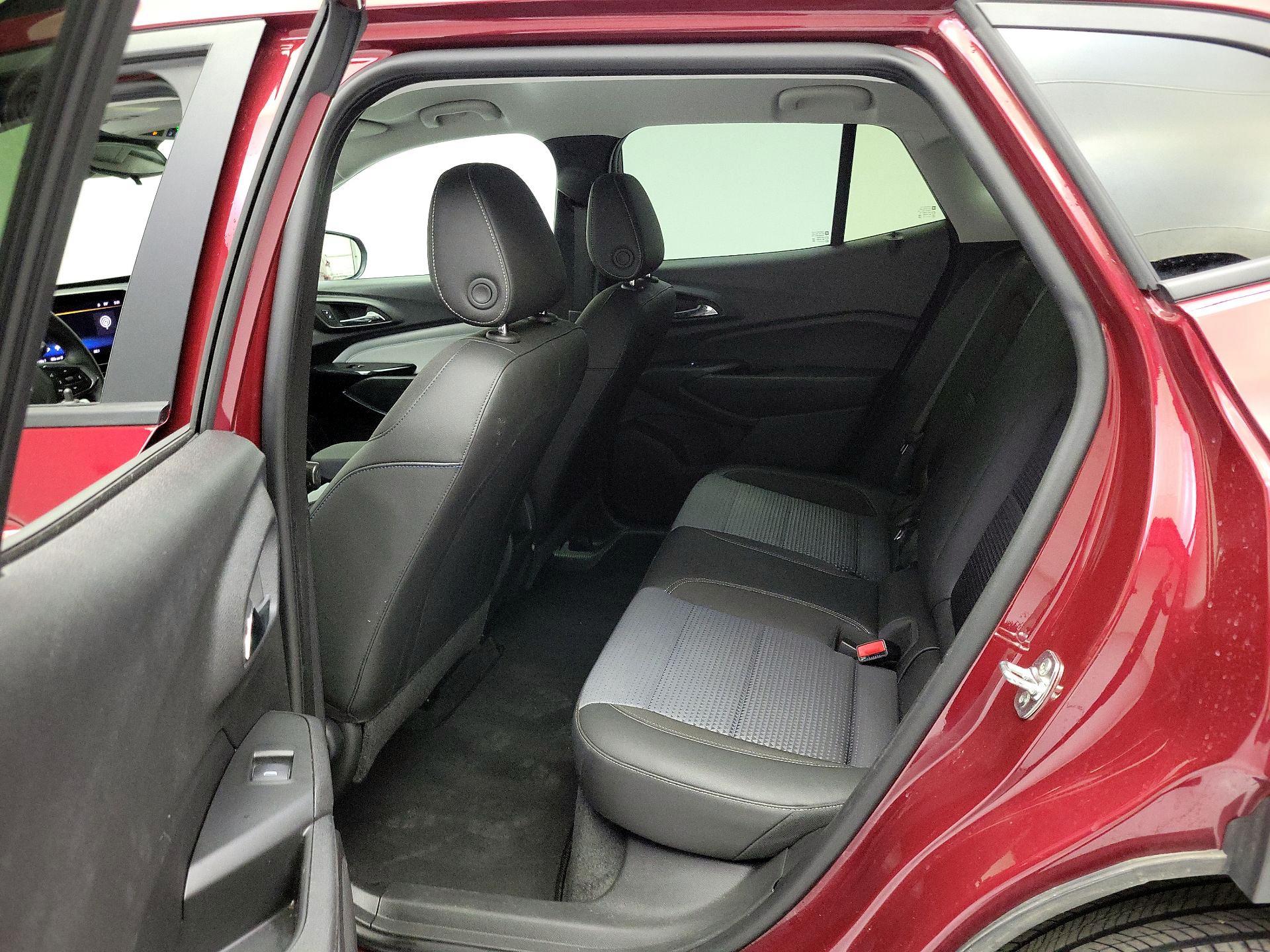 Thumbnail: 2025 Chevrolet Trax - 18