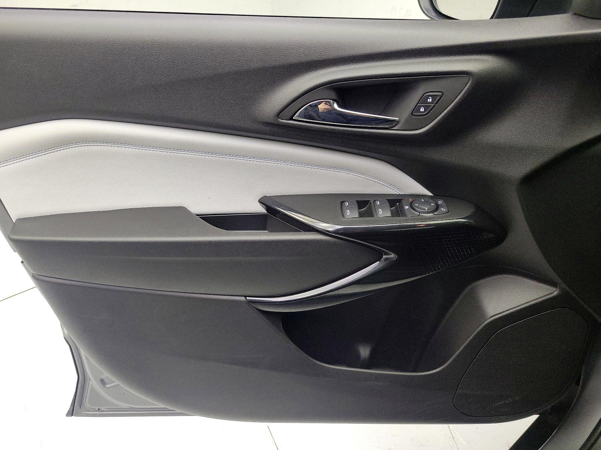 Thumbnail: 2025 Chevrolet Trax - 12